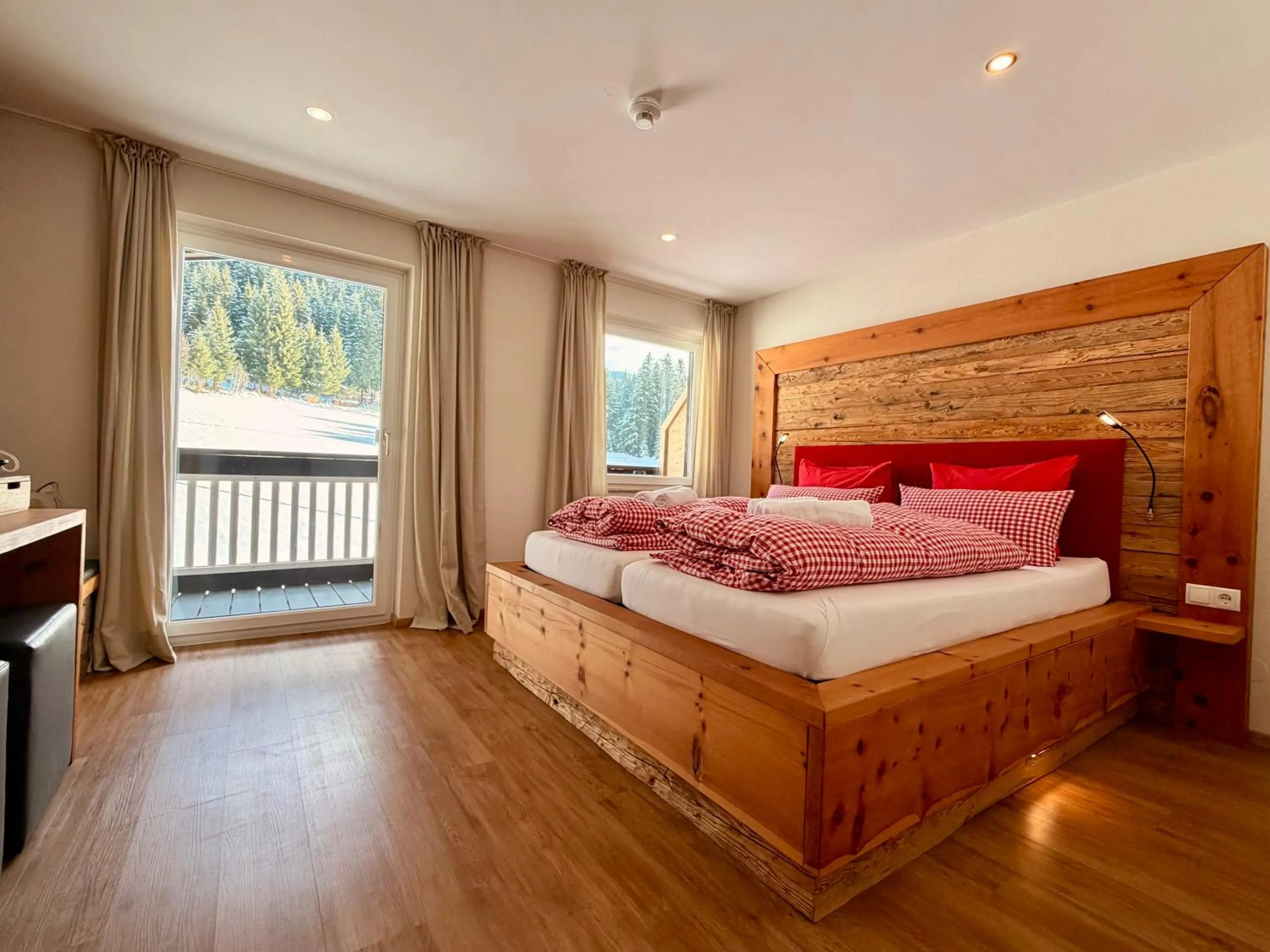 Bed in Boutique Hotel Alpenhof