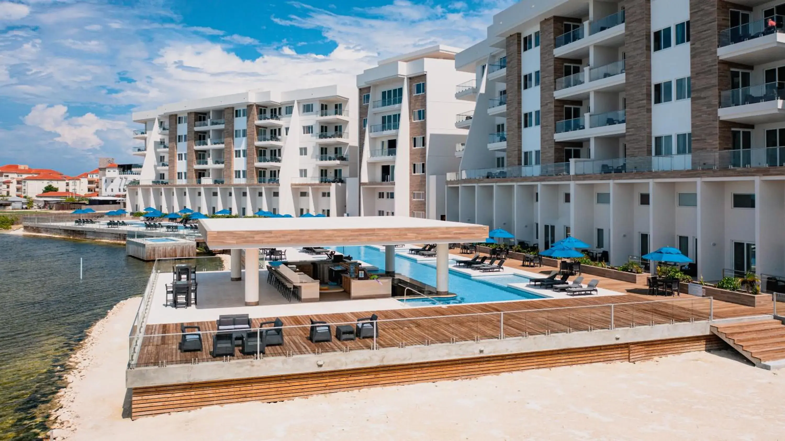 Lounge or bar in Sunset Caribe Belize Lounge or bar in Sunset Caribe Belize