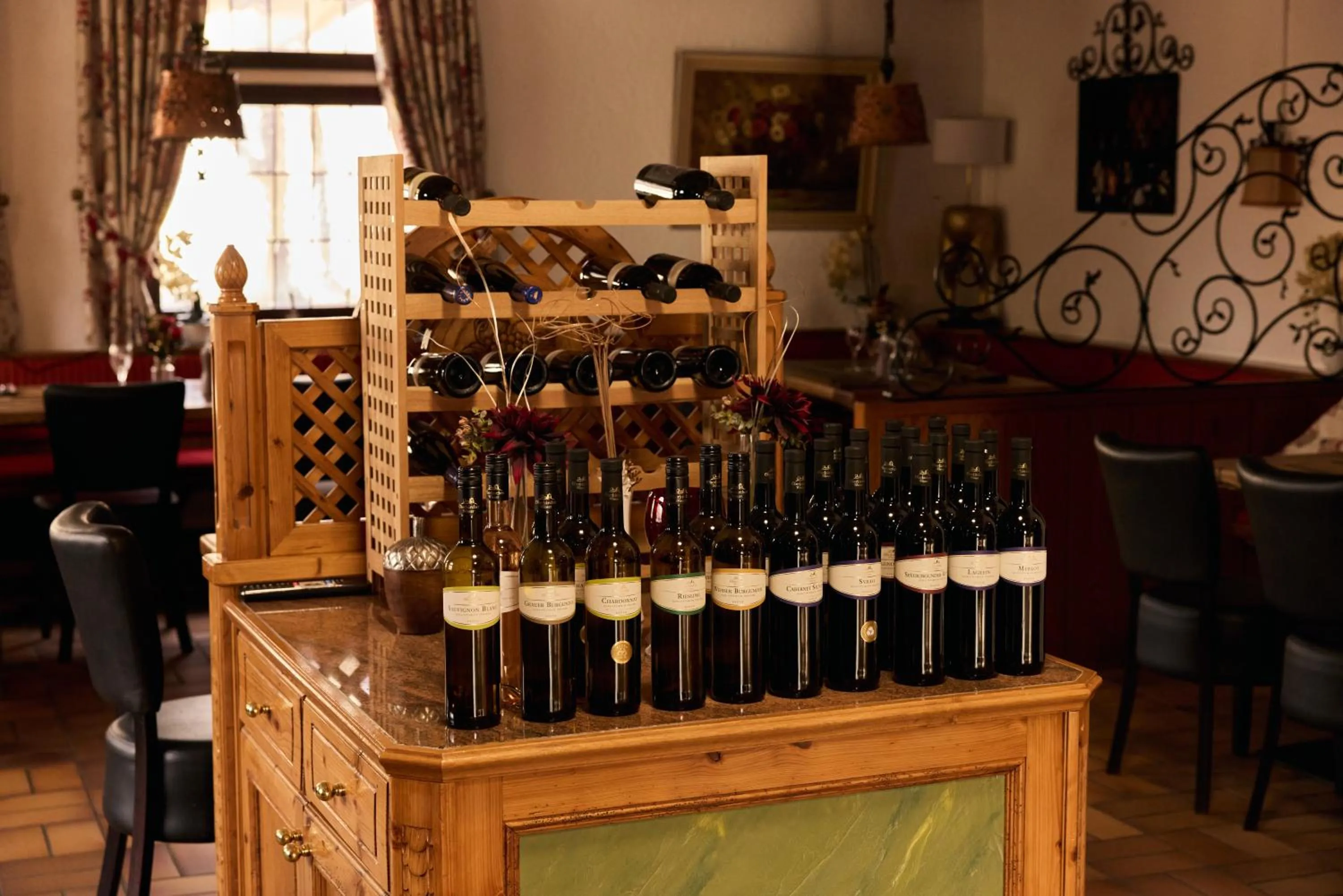 Restaurant/places to eat in Landhotel Traube