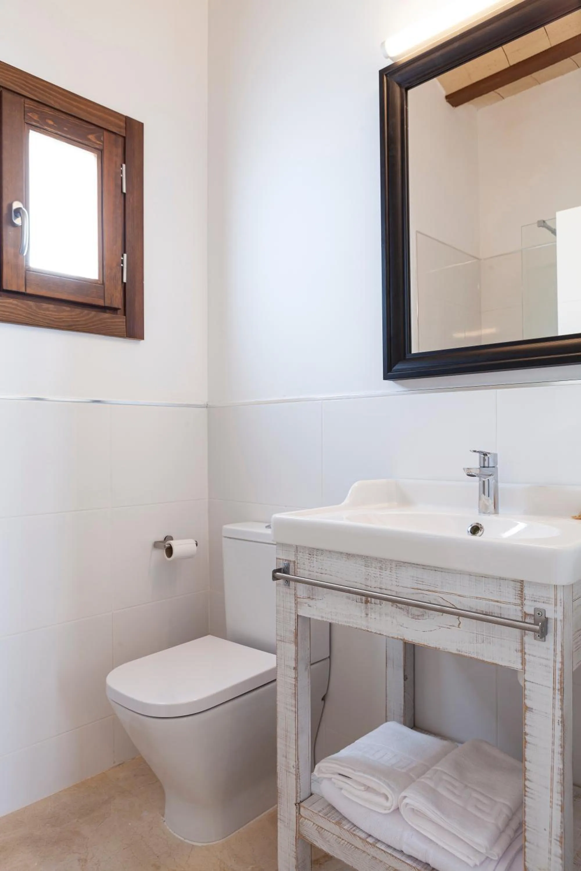 Bathroom in Ad Hoc Vitae Retreats & Health Only Adults