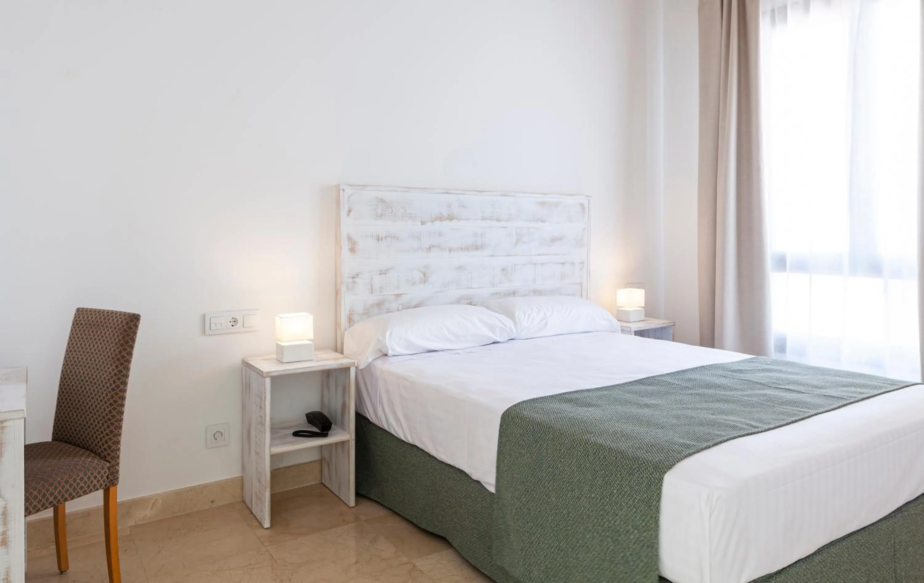 Bed in Ad Hoc Vitae Retreats & Health Only Adults