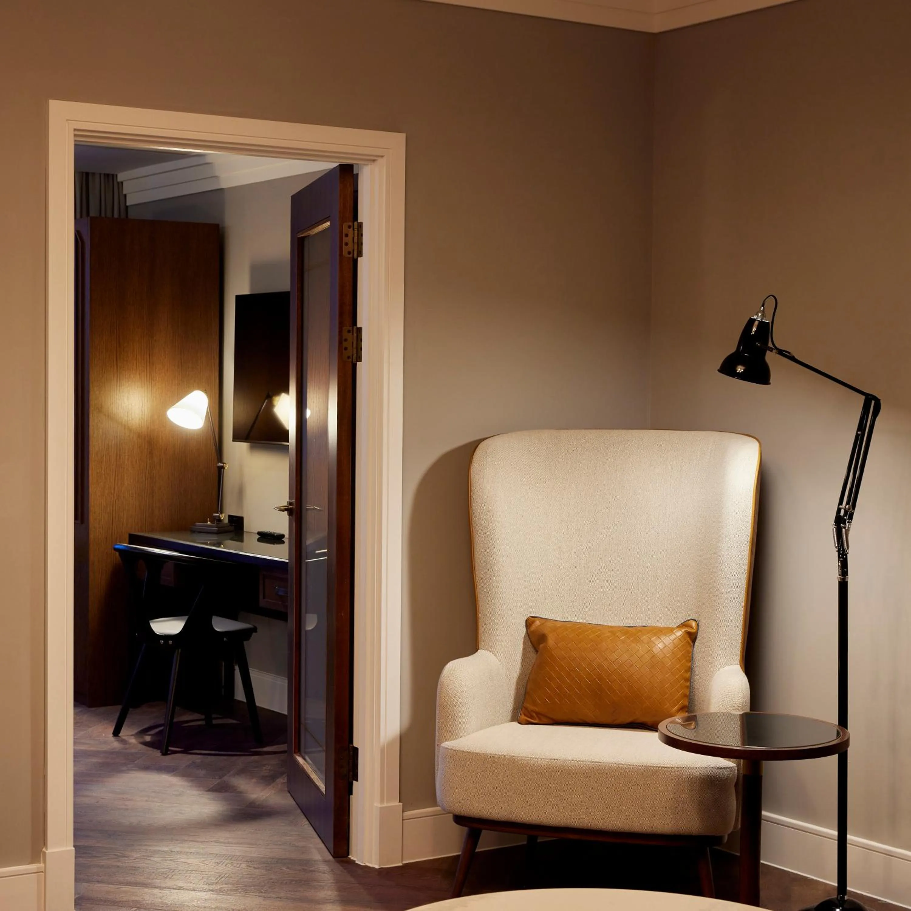 Seating area in The Parkgate Hotel