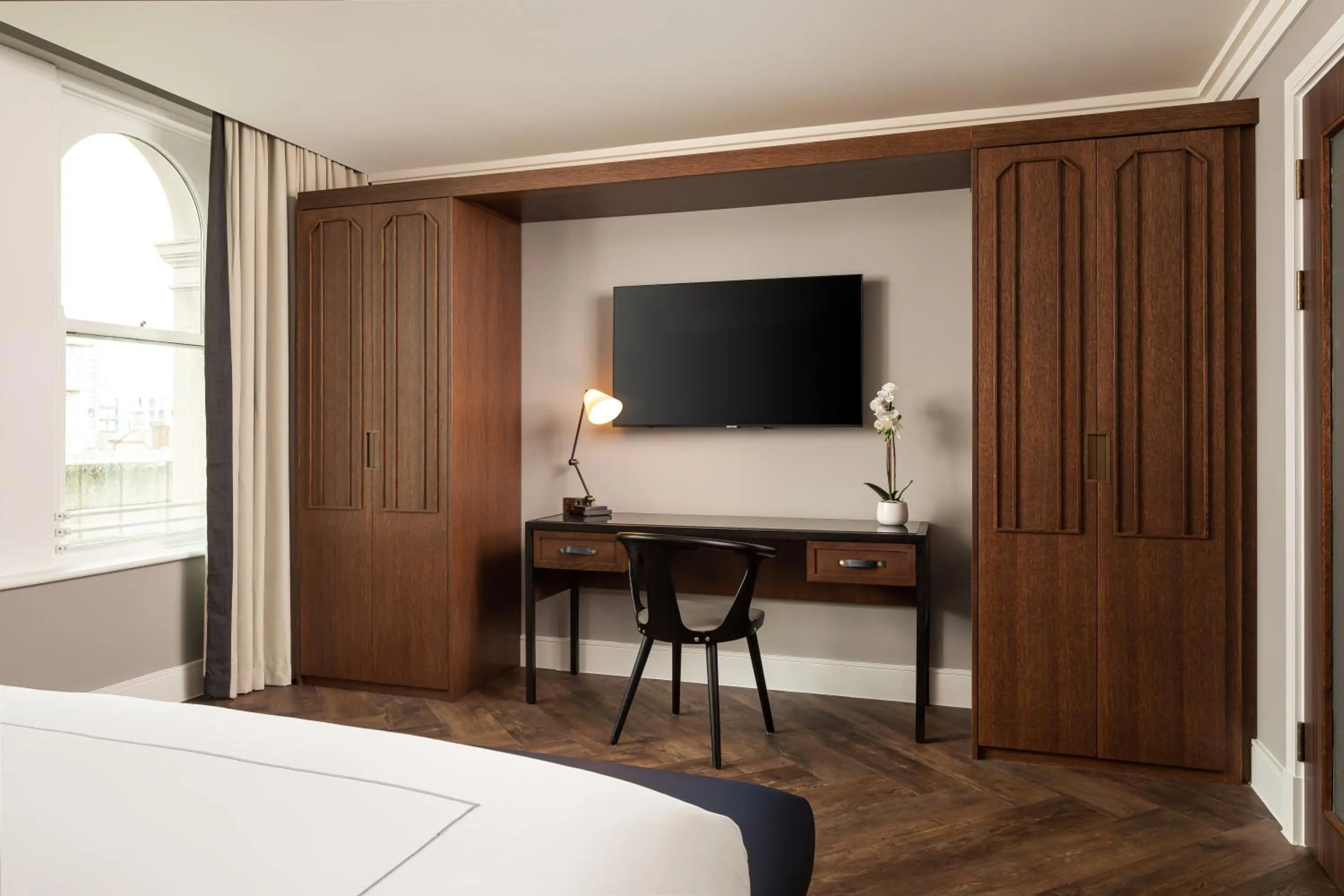 Bedroom, Bed in The Parkgate Hotel