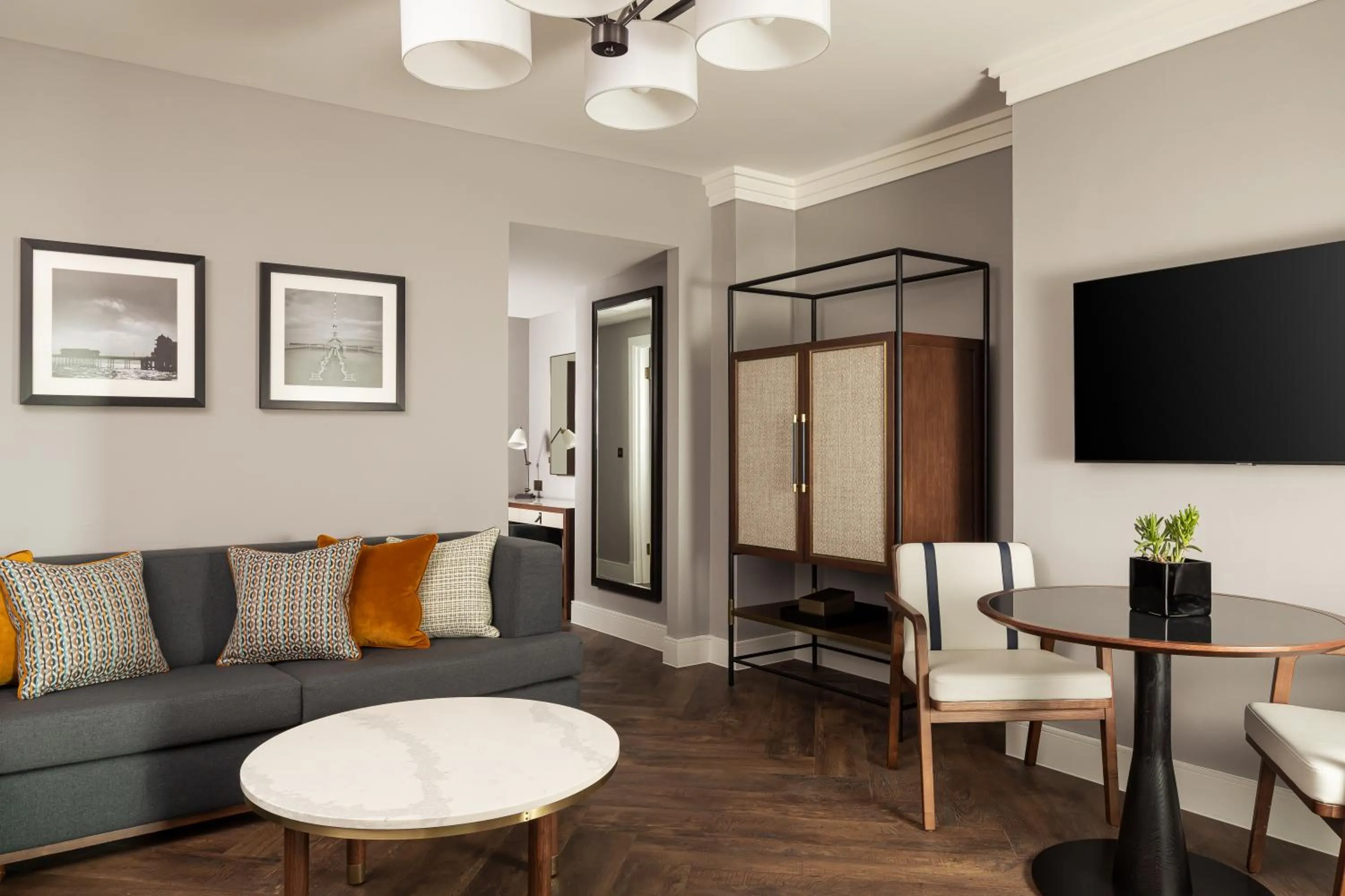 Living room in The Parkgate Hotel