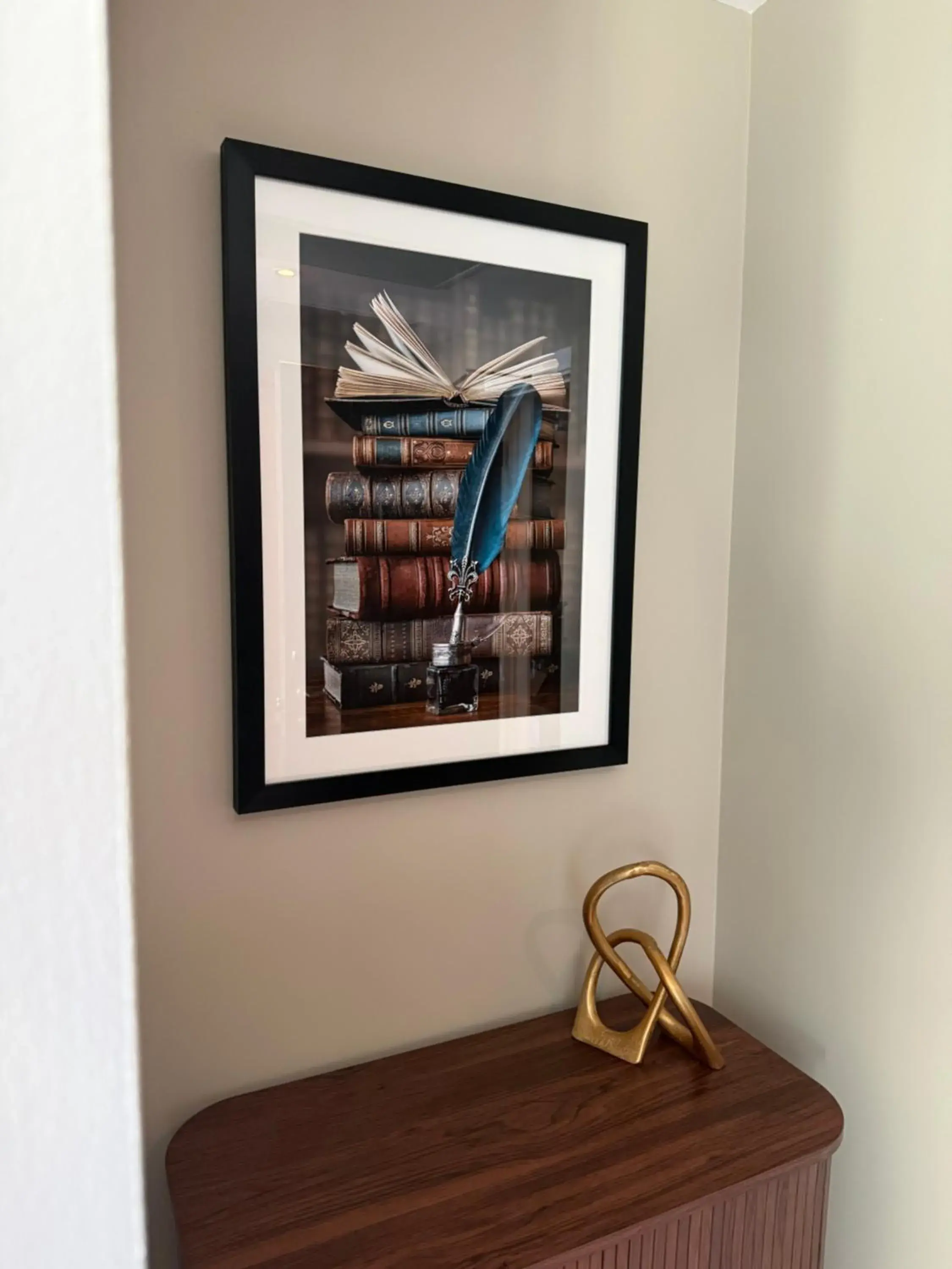 Signature King with Sofa in The Parkgate Hotel Signature King with Sofa in The Parkgate Hotel