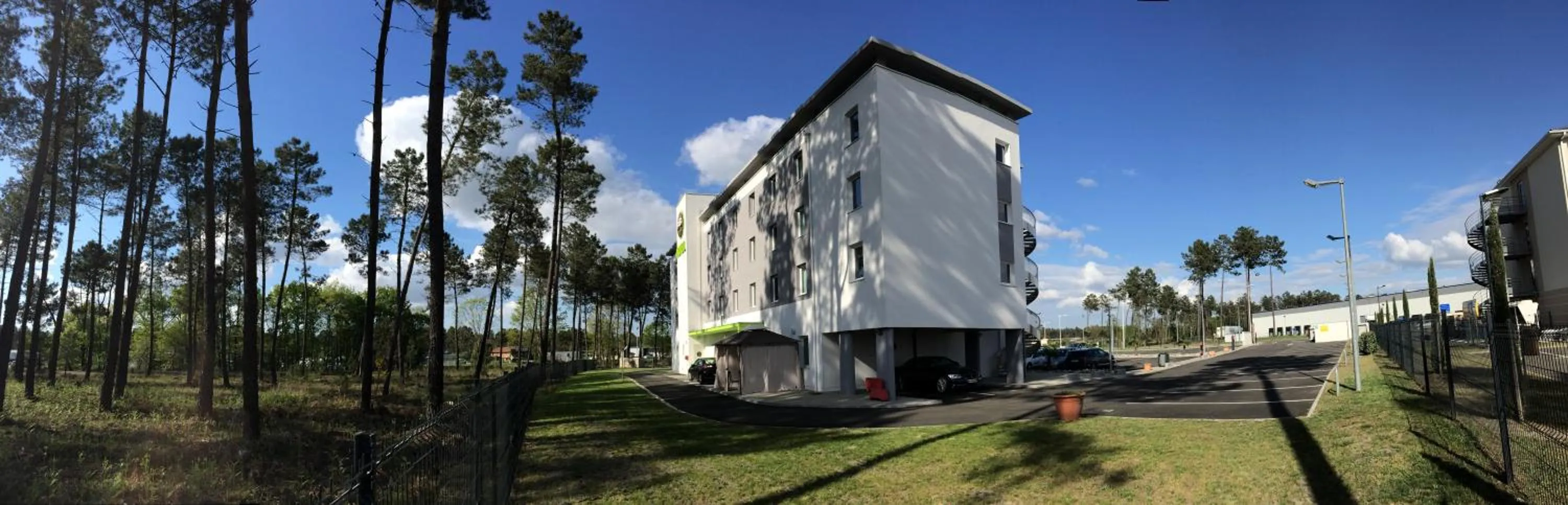 Nearby landmark in B&B HOTEL Mont-de-Marsan