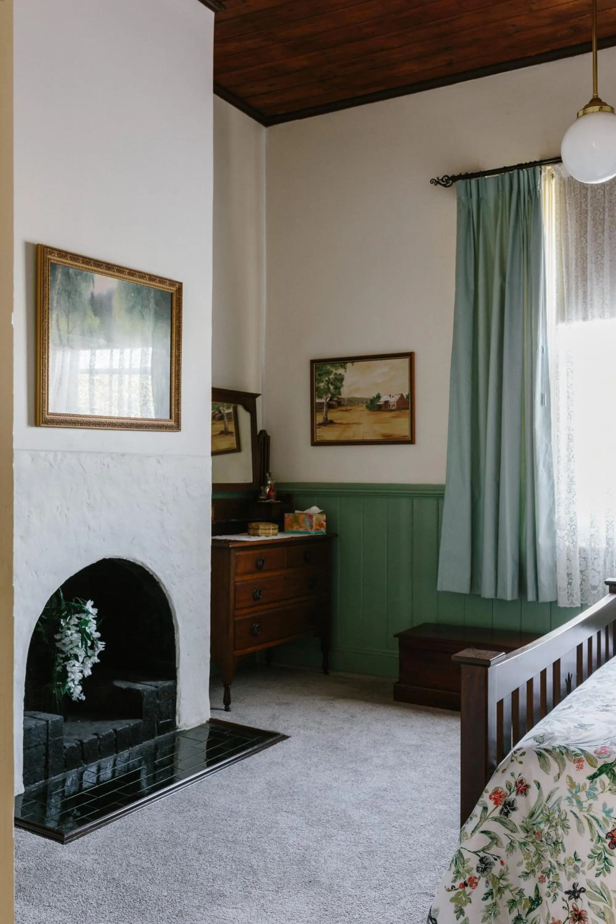 Bedroom, Bed in Isabella at Kyneton