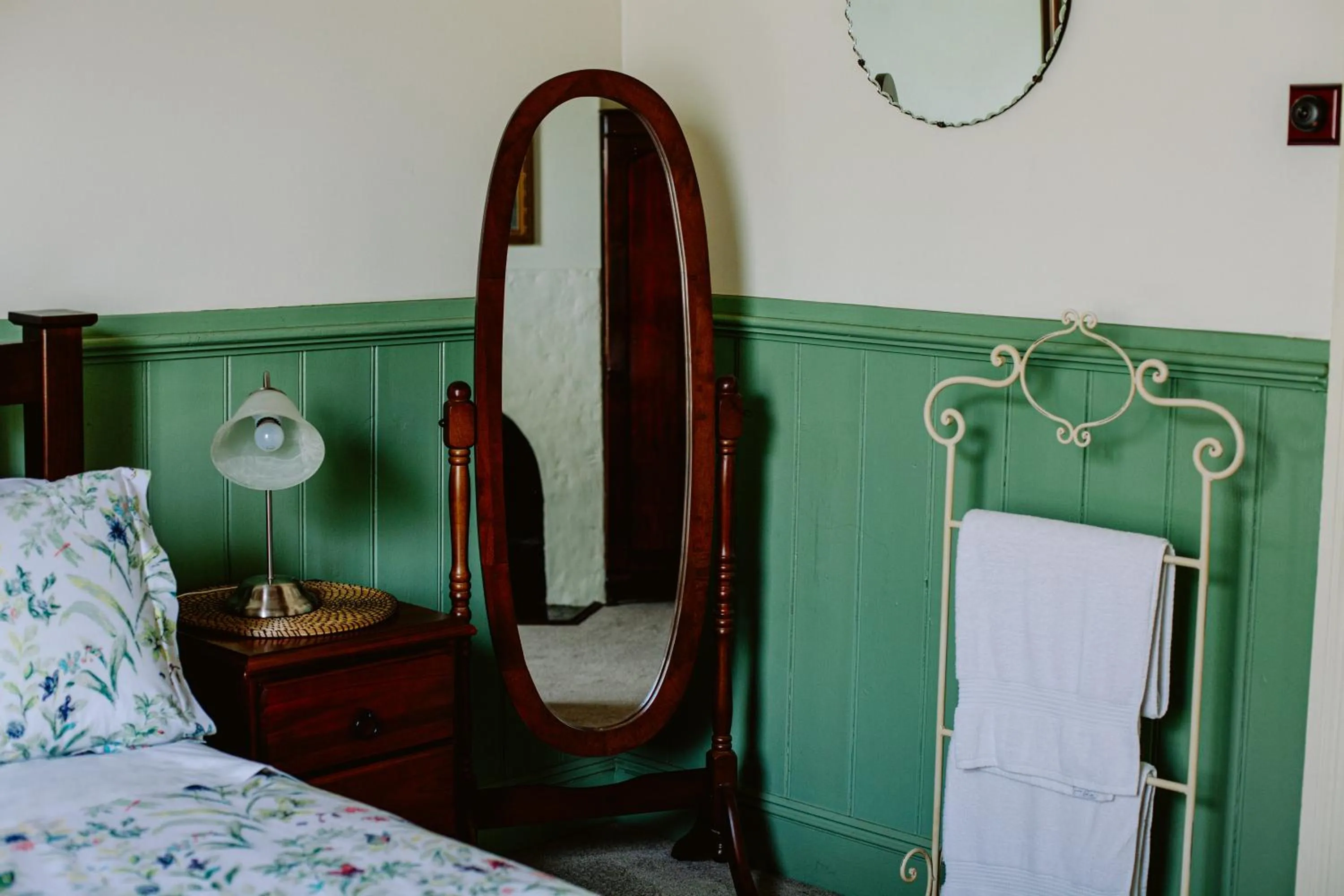 Bedroom, Bed in Isabella at Kyneton