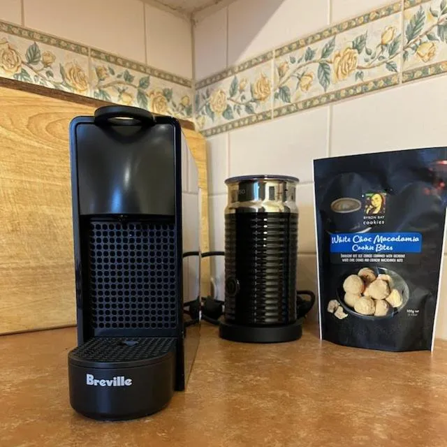 Coffee/tea facilities in Isabella at Kyneton