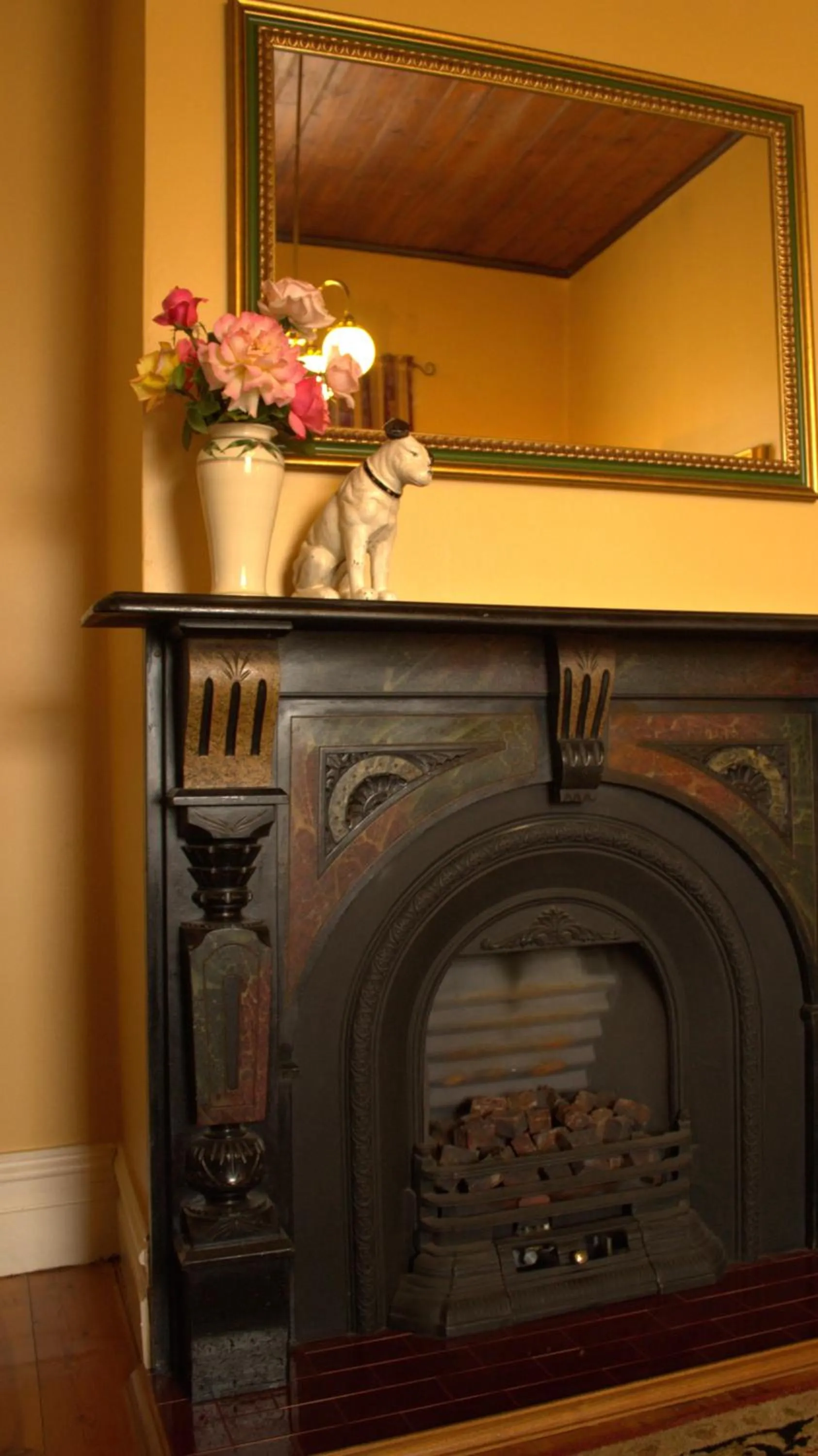 Decorative detail in Isabella at Kyneton