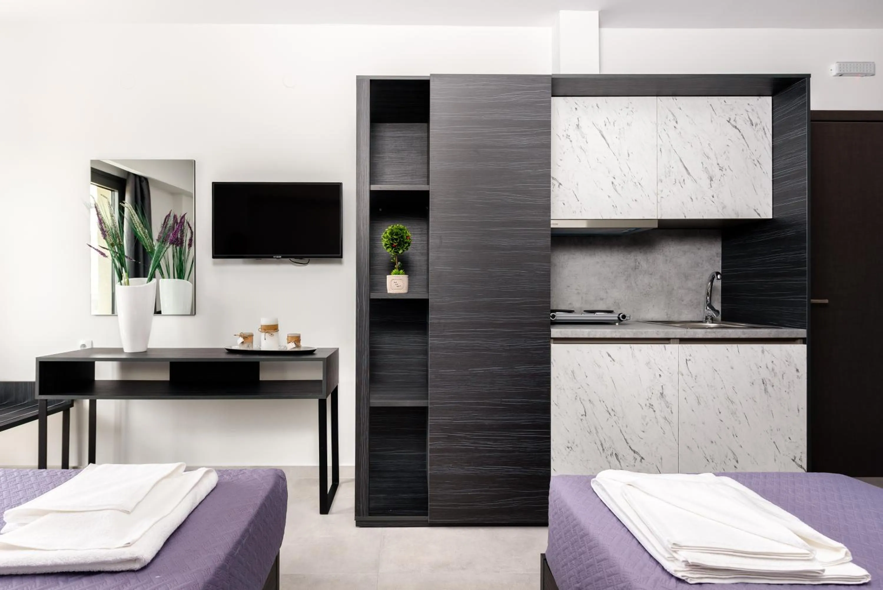 Kitchen or kitchenette, Bed in ASTERAS STUDIOS