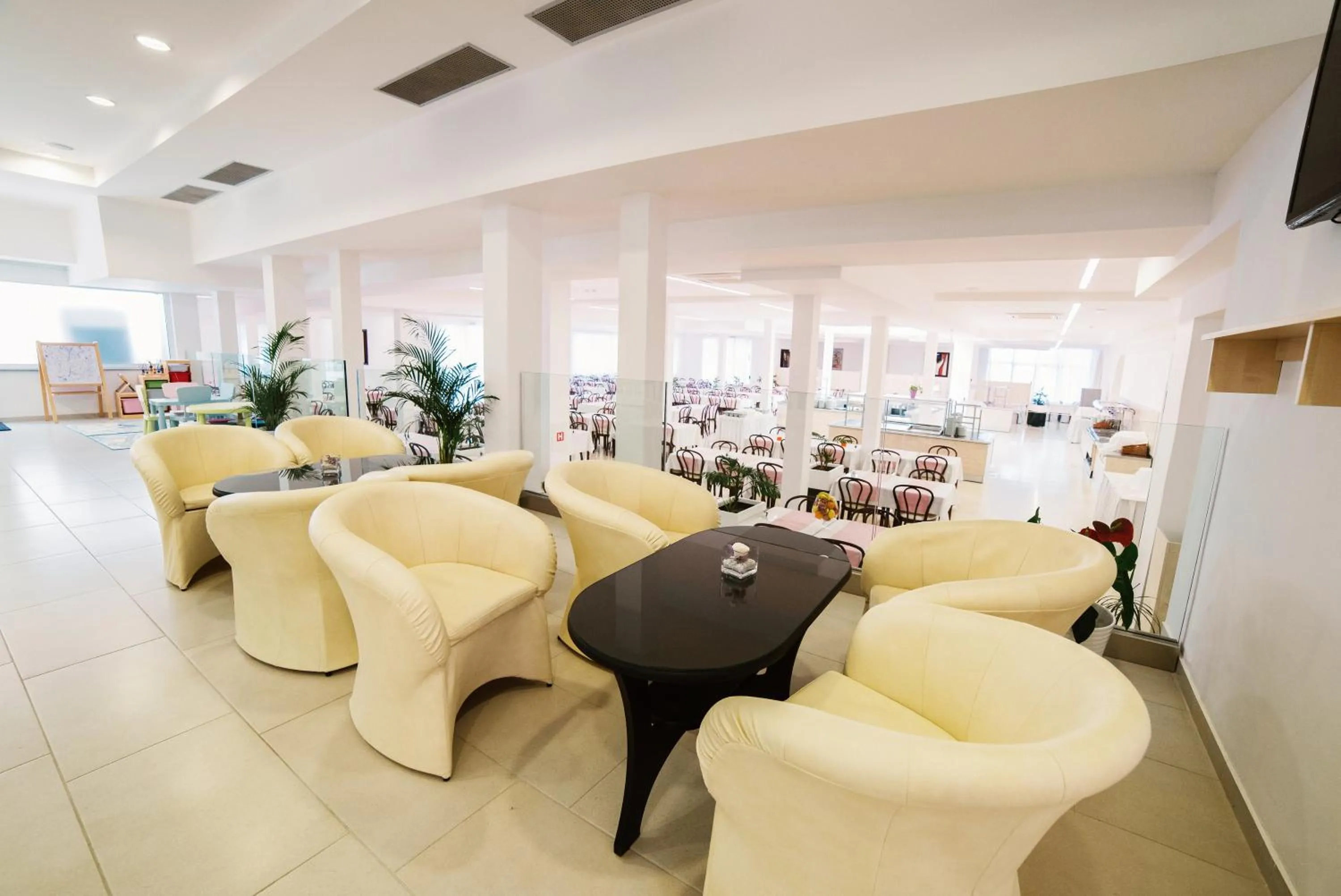 Lounge or bar in Hotel Slaven