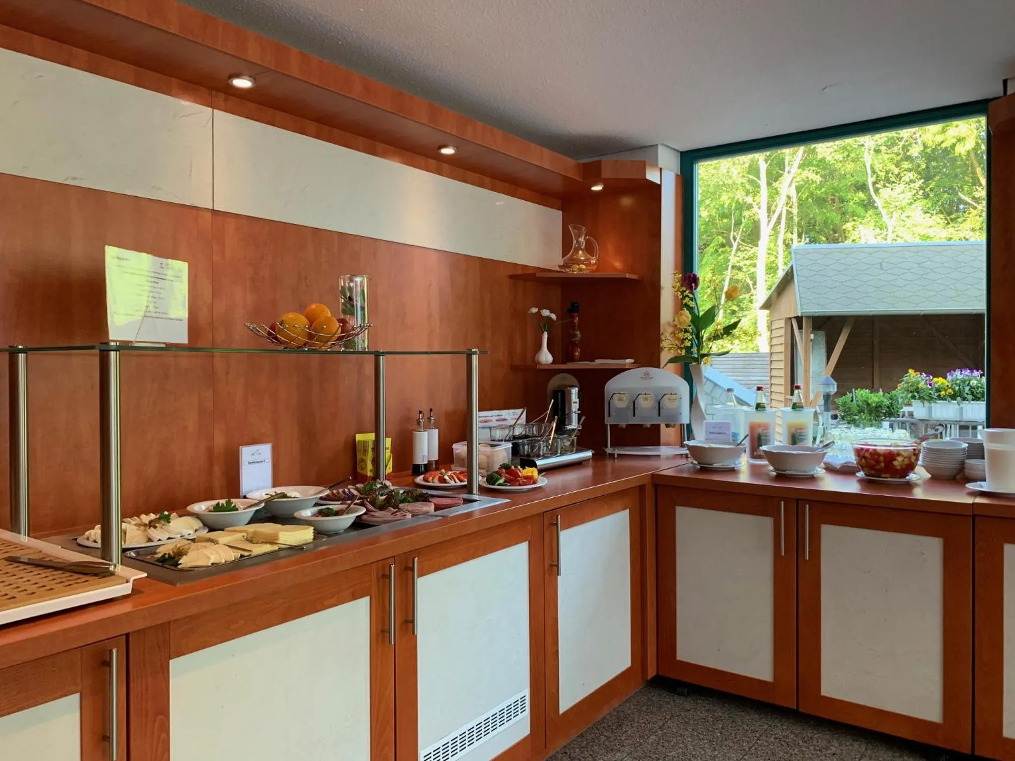 Buffet breakfast in gut-Hotel Pommernhotel Barth