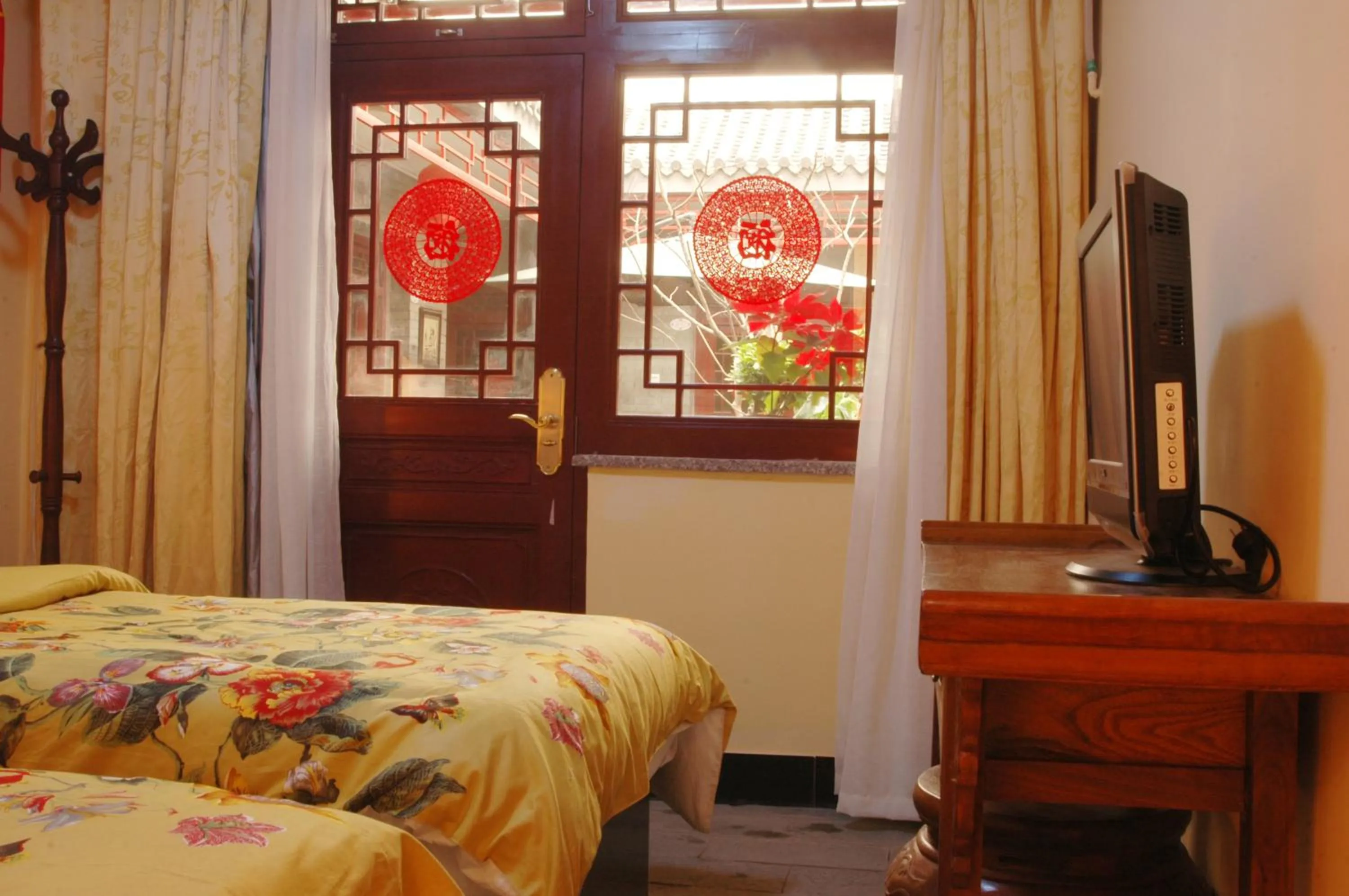 Bed in Citycourt Hotel