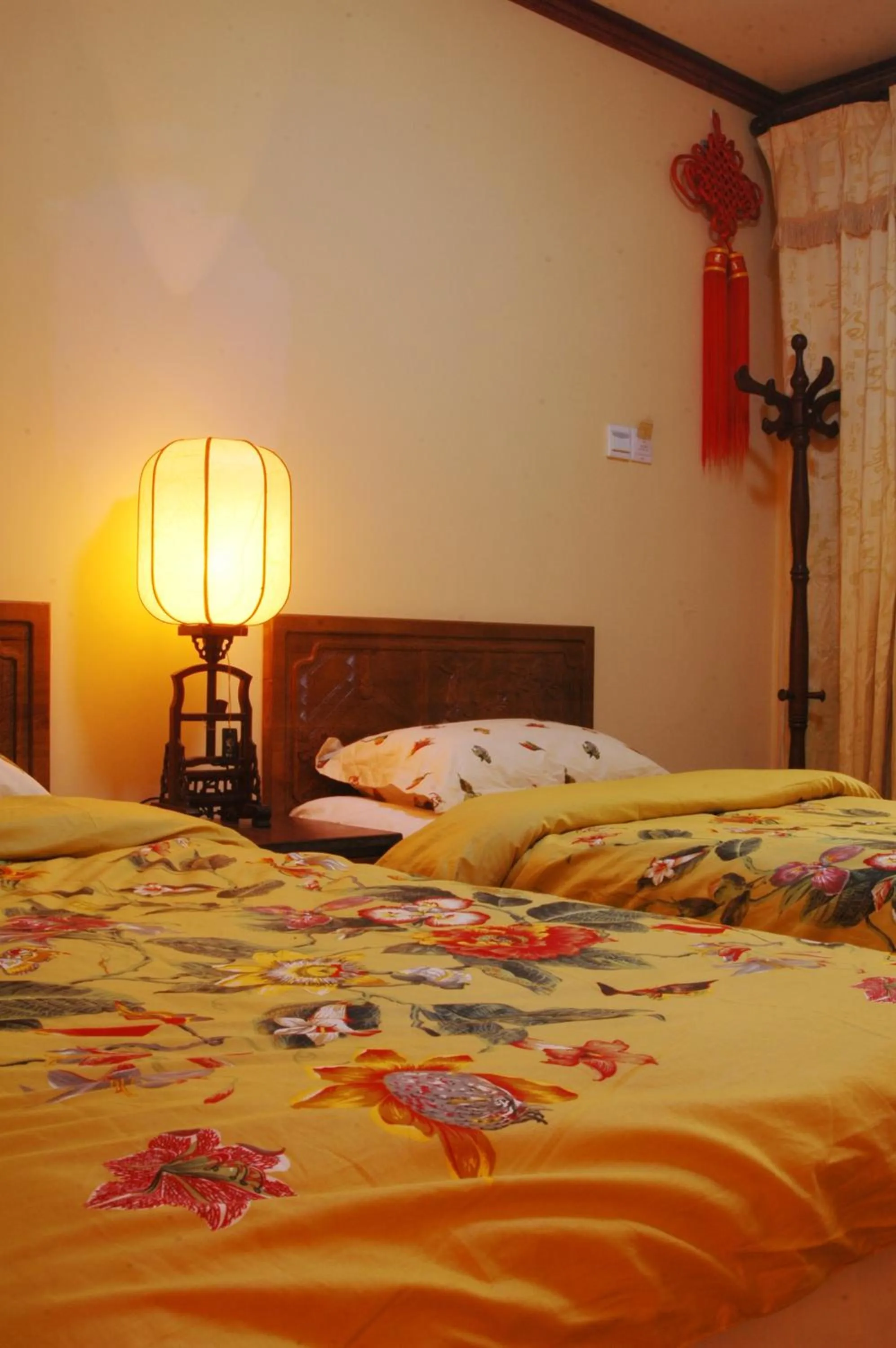 Bed in Citycourt Hotel