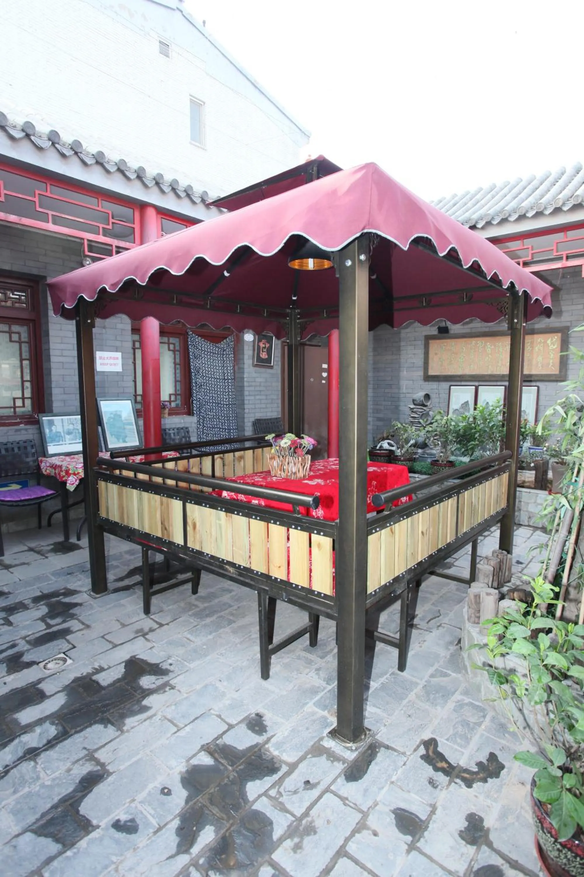 Patio in Citycourt Hotel