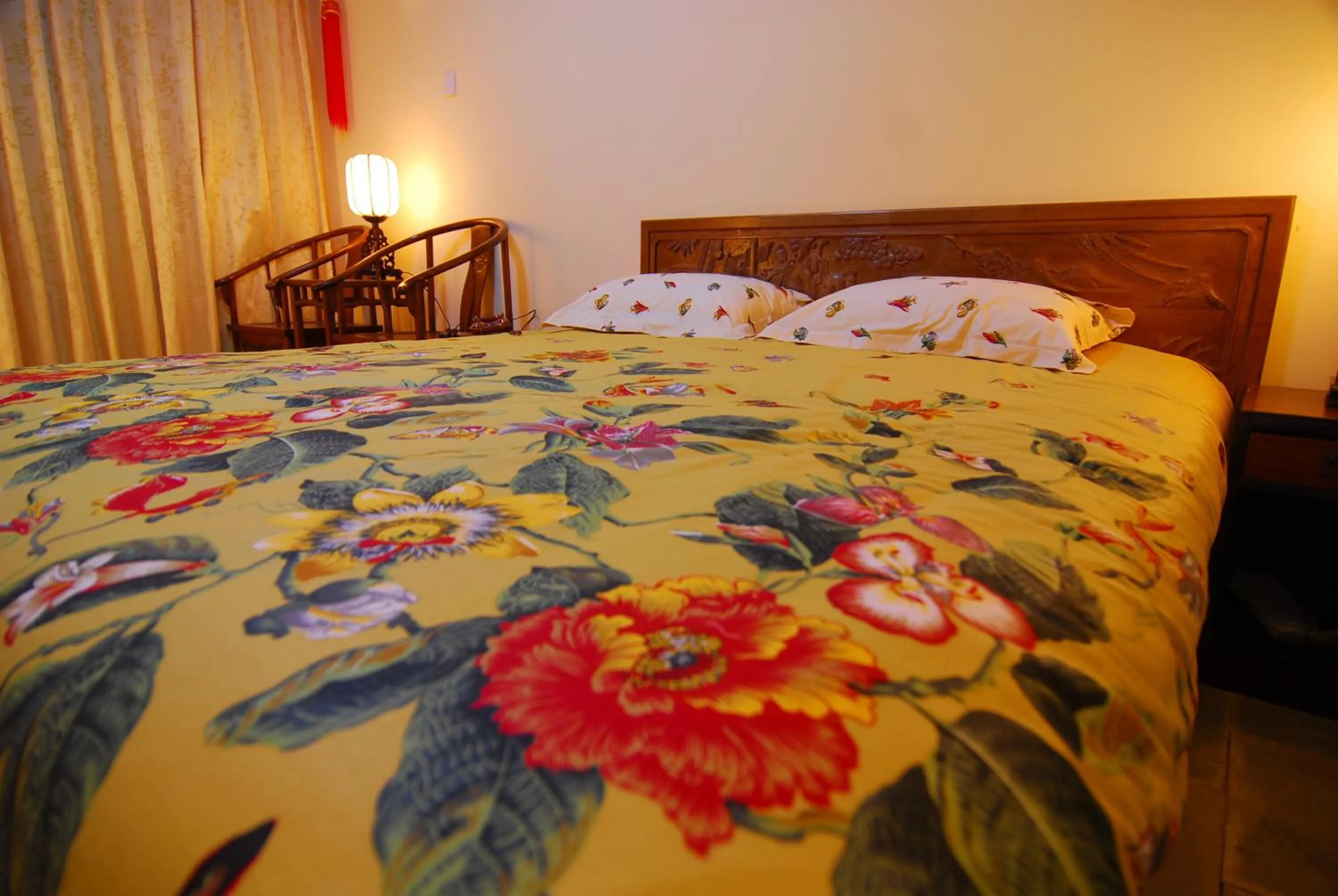 bunk bed in Citycourt Hotel