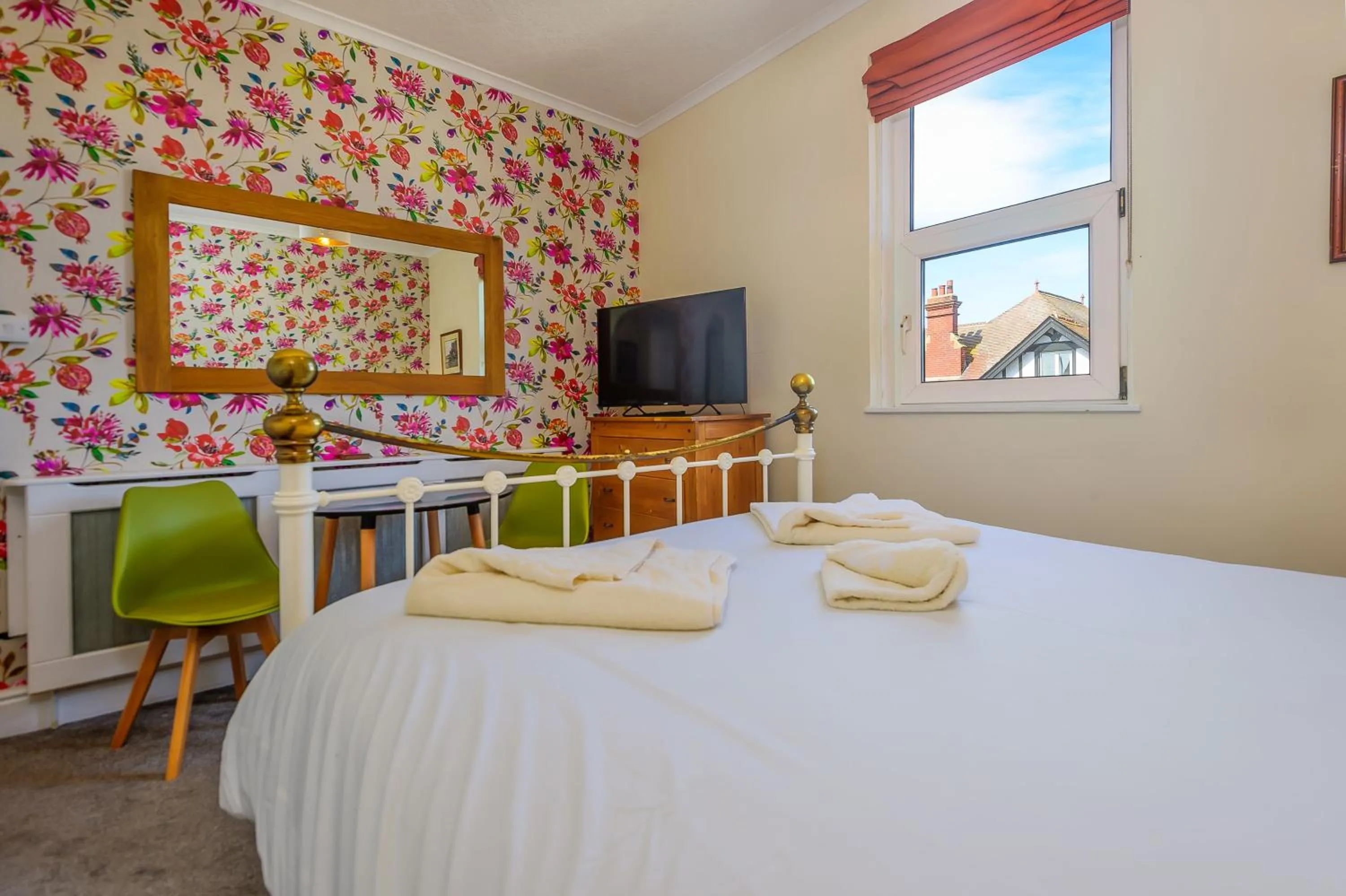 Bed in Hillcrest Whitby