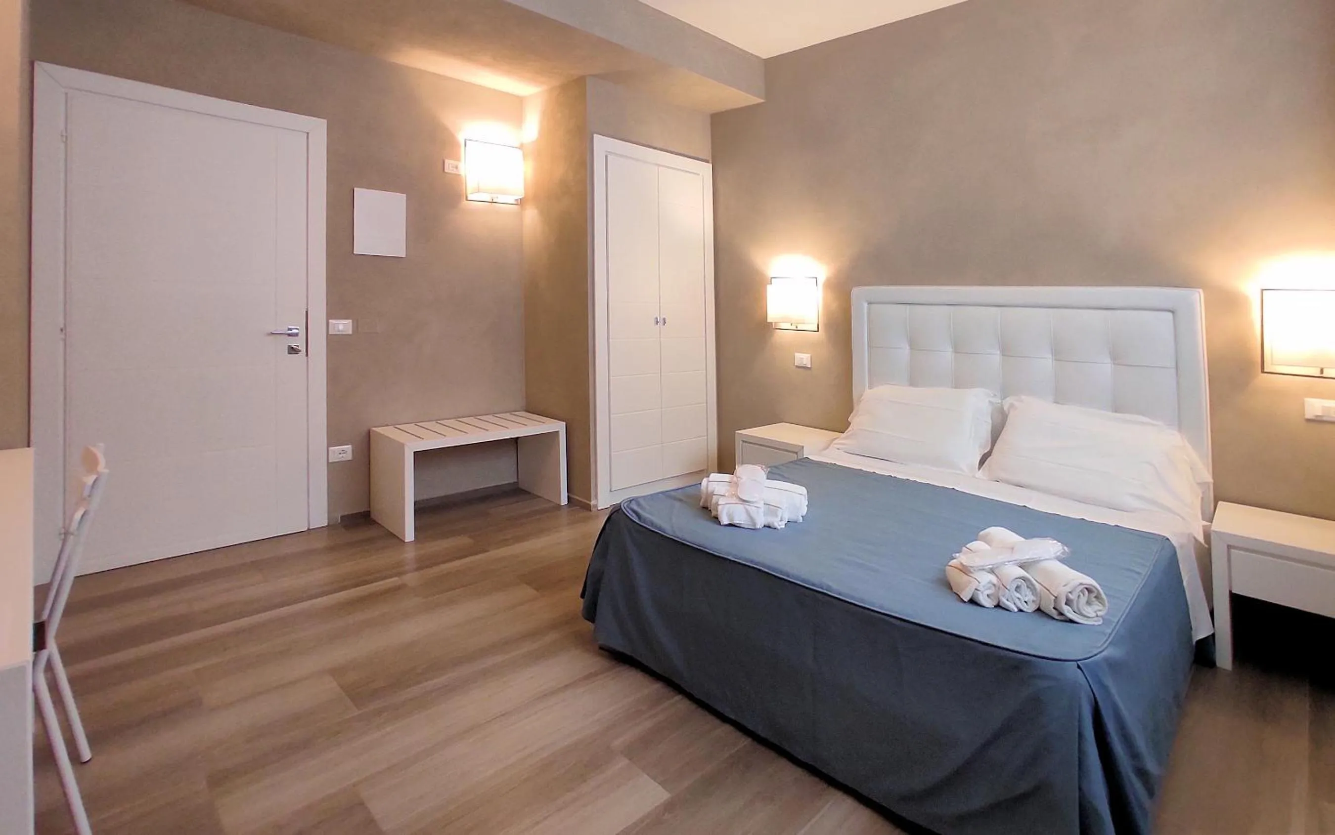 Bed in Hotel Cecina Beach