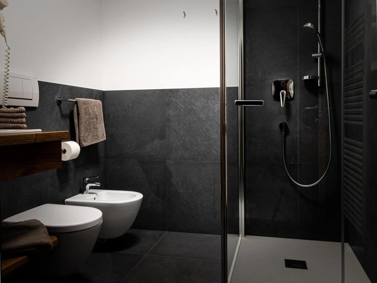 Bathroom in Apartments Sunela