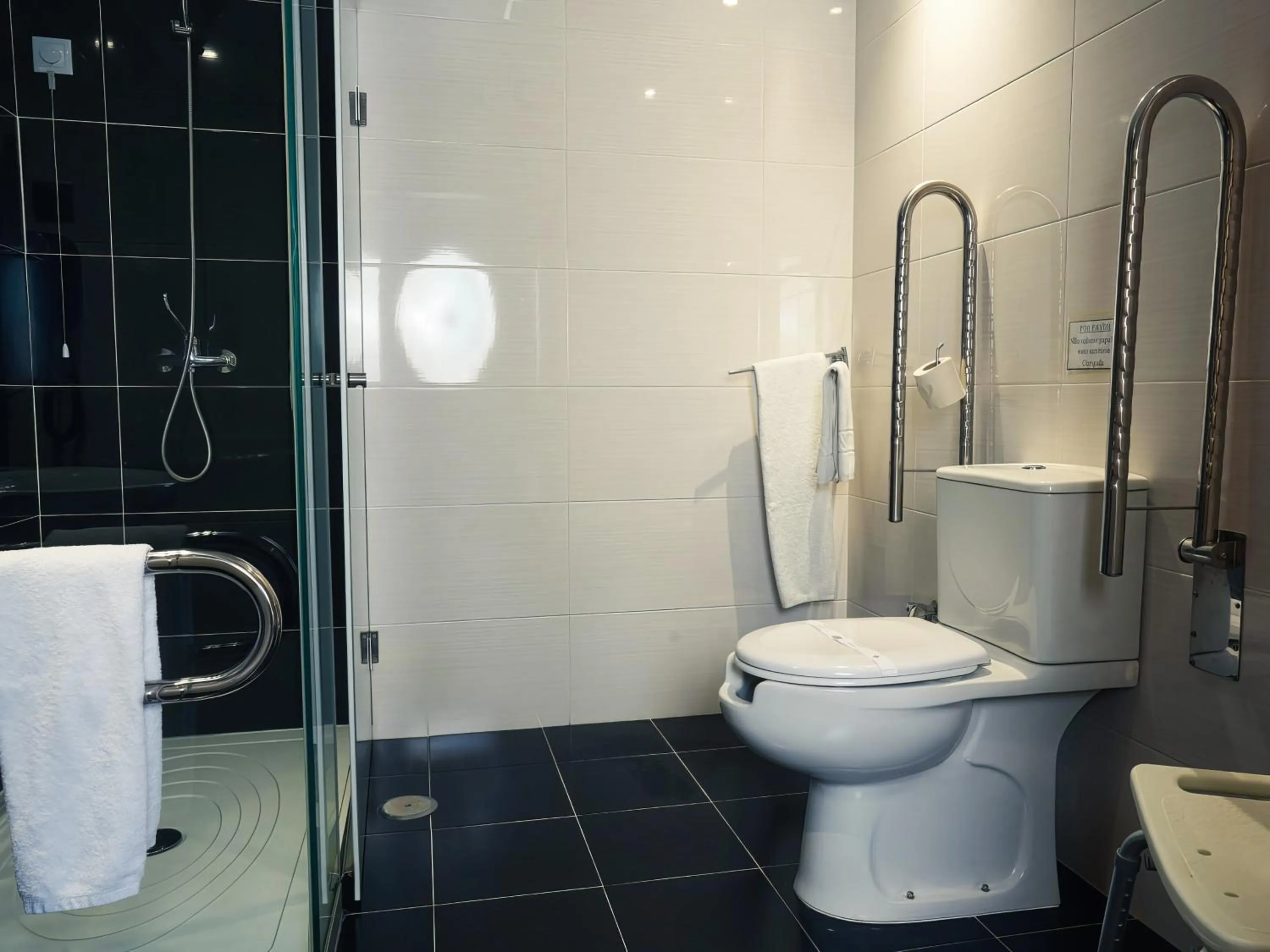 Bathroom in Hotel São Francisco