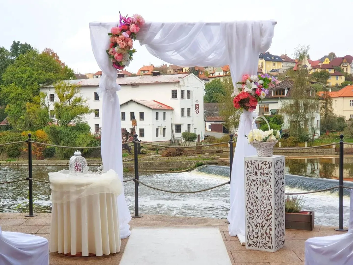 Property building in ROMANTIK HOTEL ELEONORA