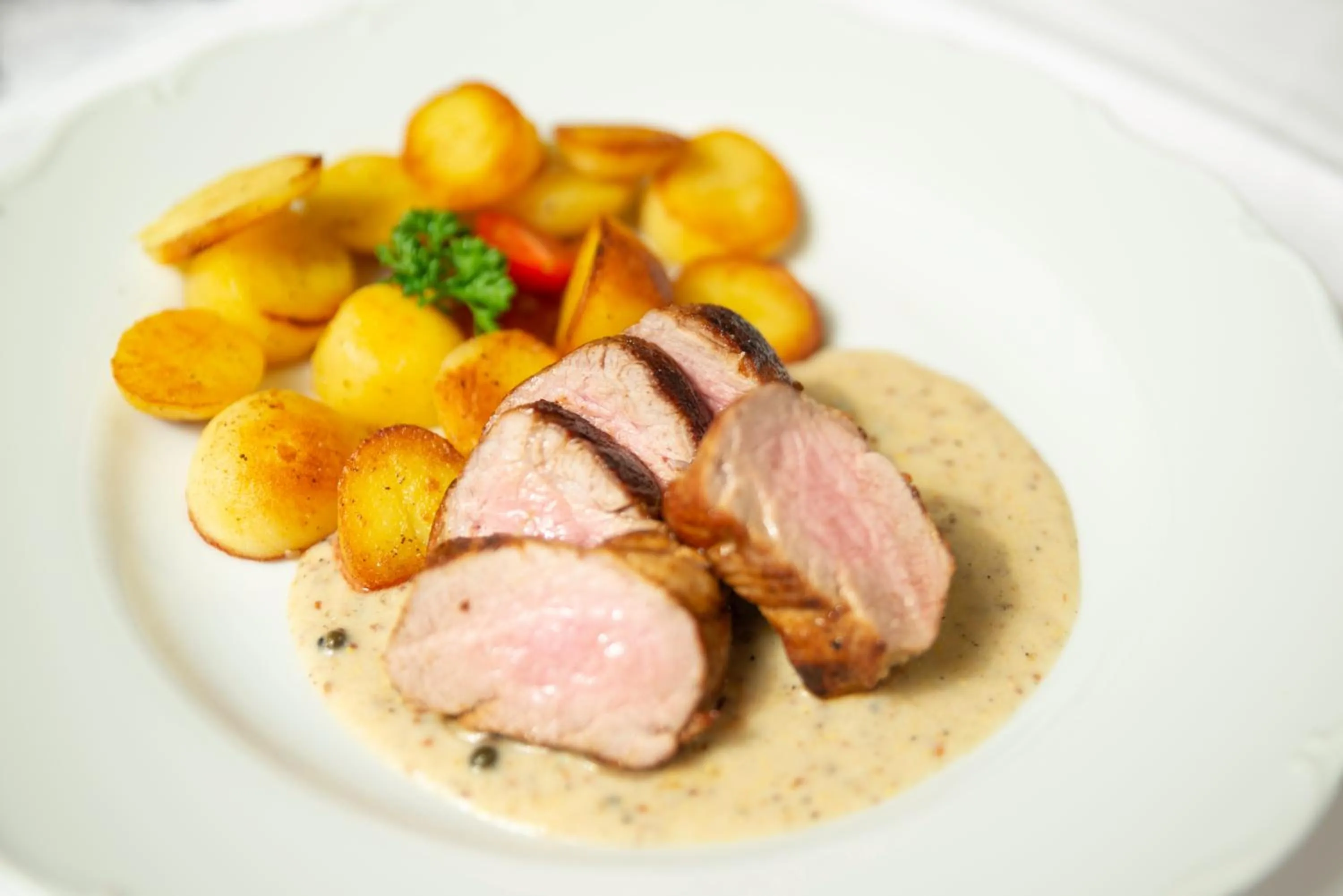 Restaurant/places to eat in ROMANTIK HOTEL ELEONORA