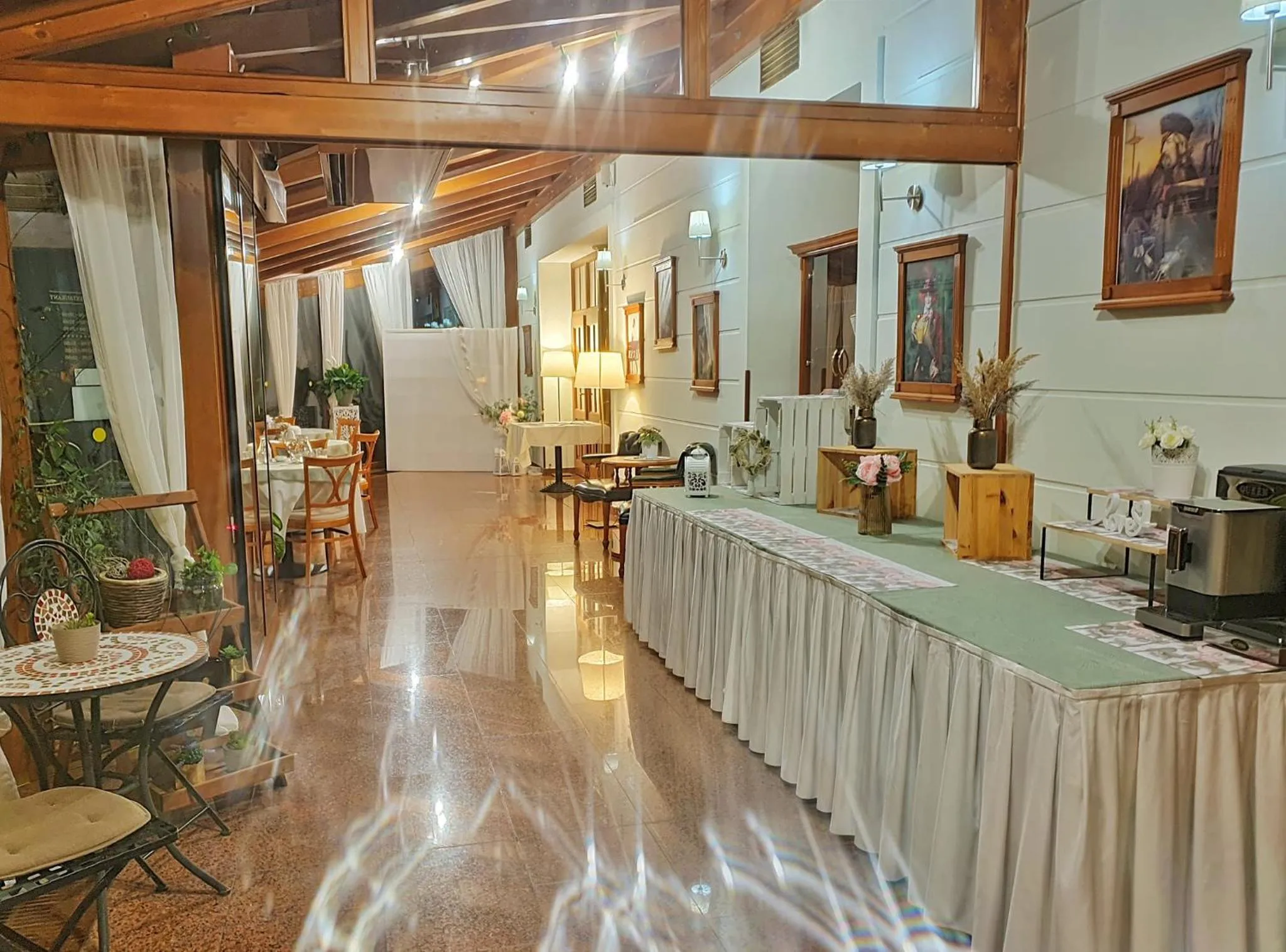 Restaurant/places to eat in ROMANTIK HOTEL ELEONORA