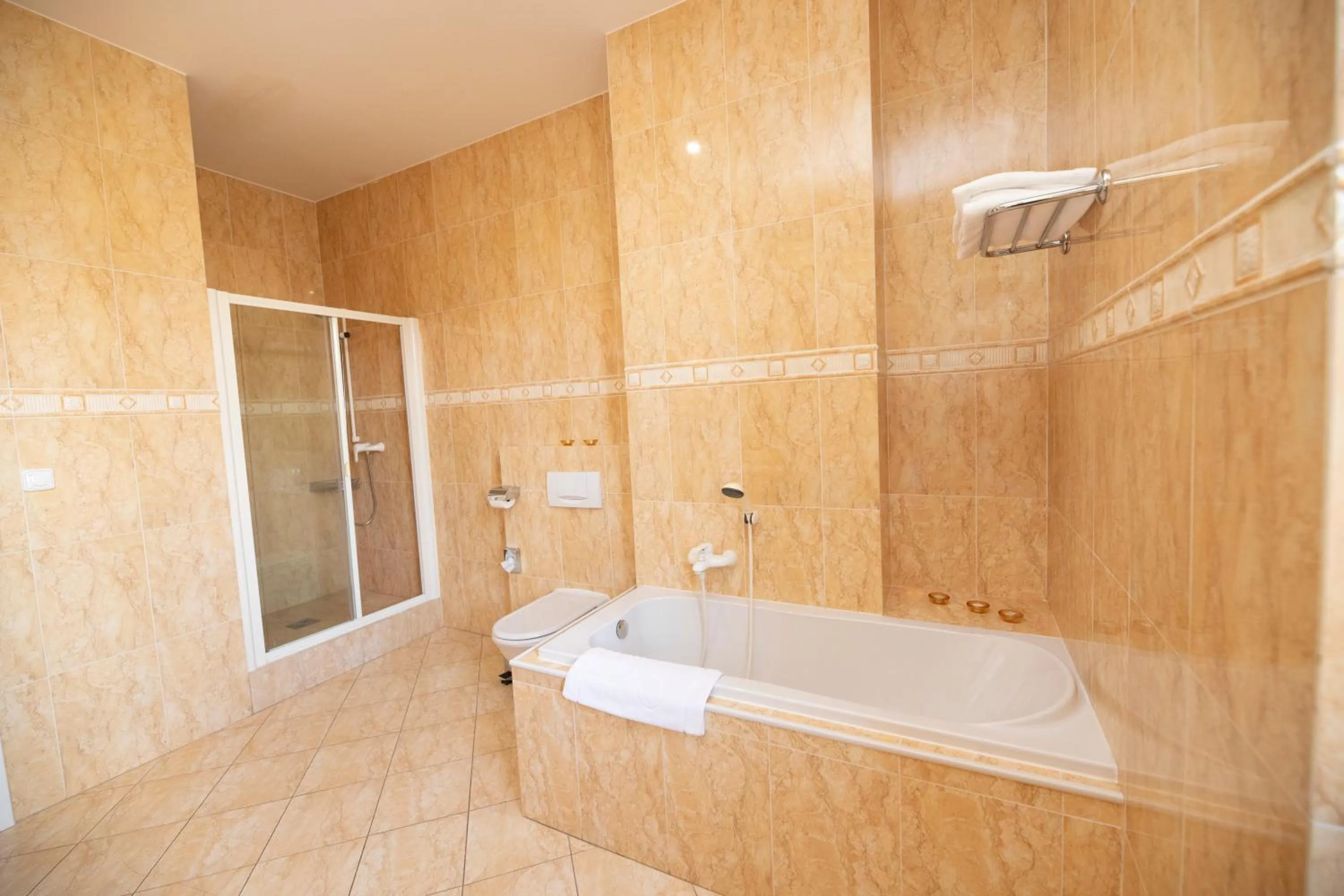 Bathroom in ROMANTIK HOTEL ELEONORA