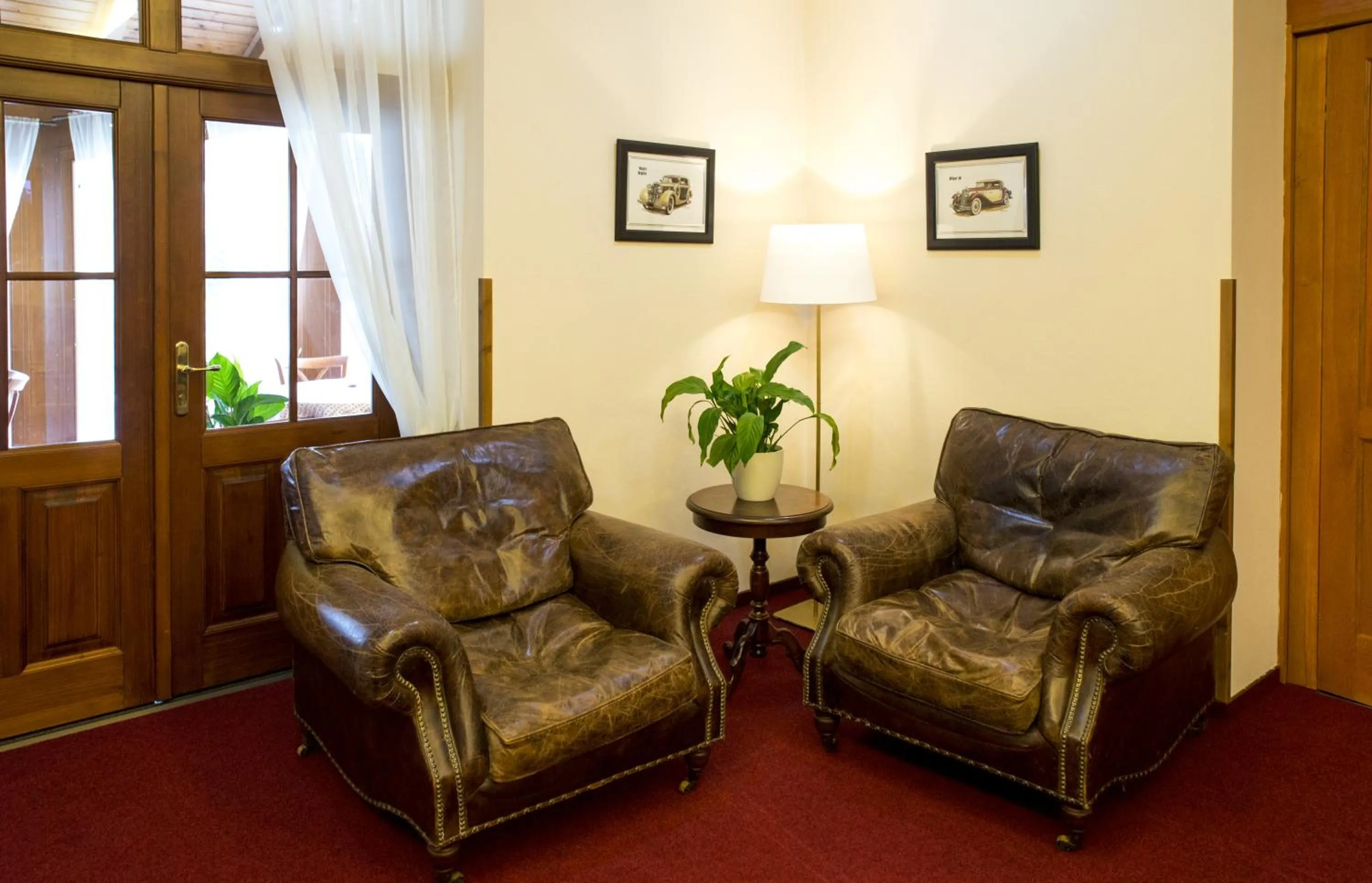 Lounge or bar in ROMANTIK HOTEL ELEONORA