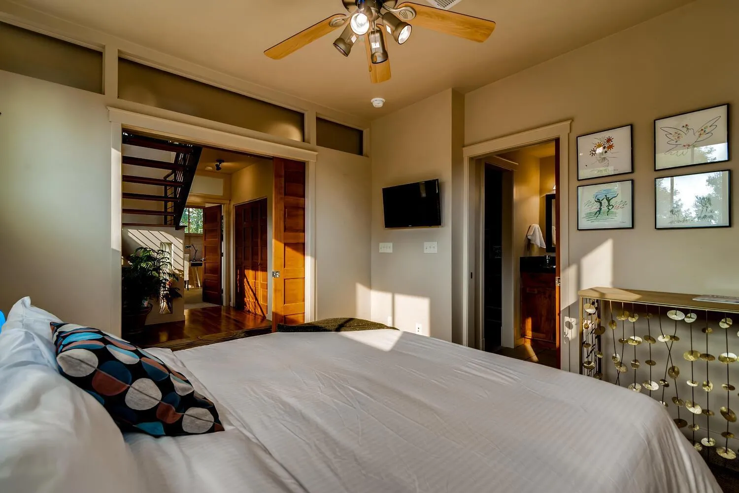 Bed in Old Town Loft Oasis with Amazing Rooftop Deck!