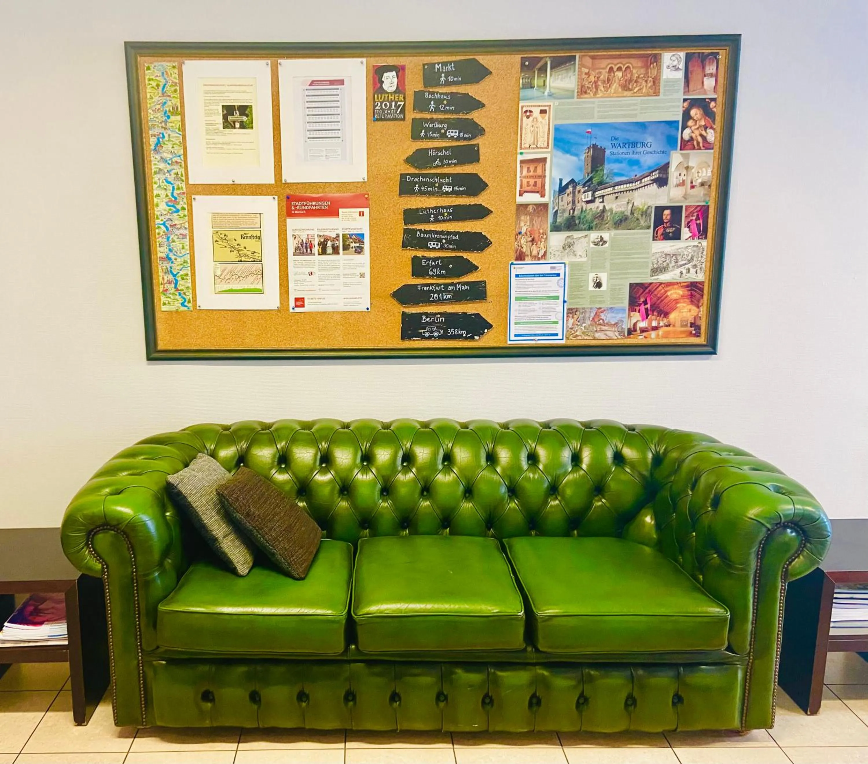 Lobby or reception in City Hotel