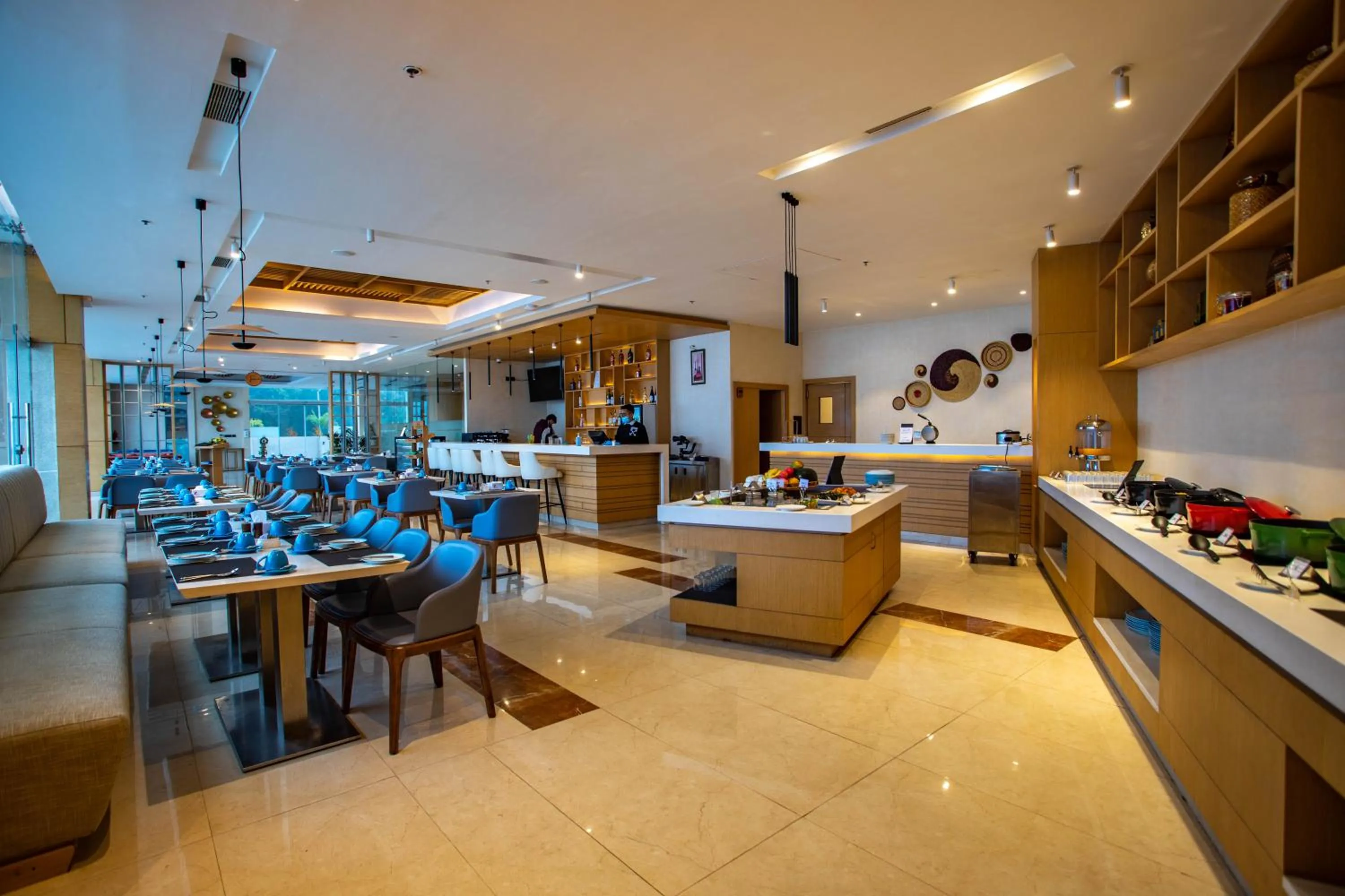 Buffet breakfast in Hotel Siraichuli