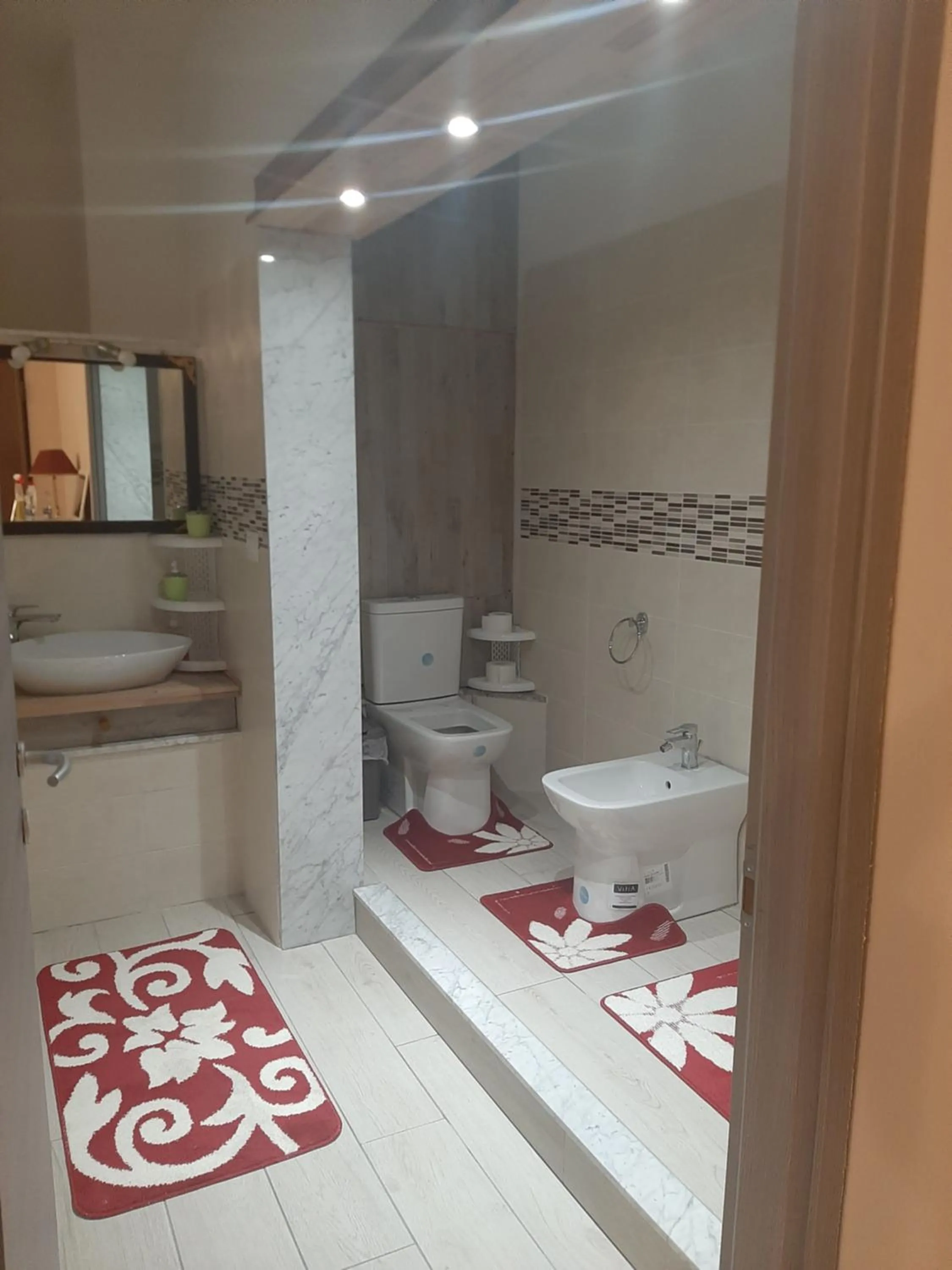 Bathroom in San Nicolò House