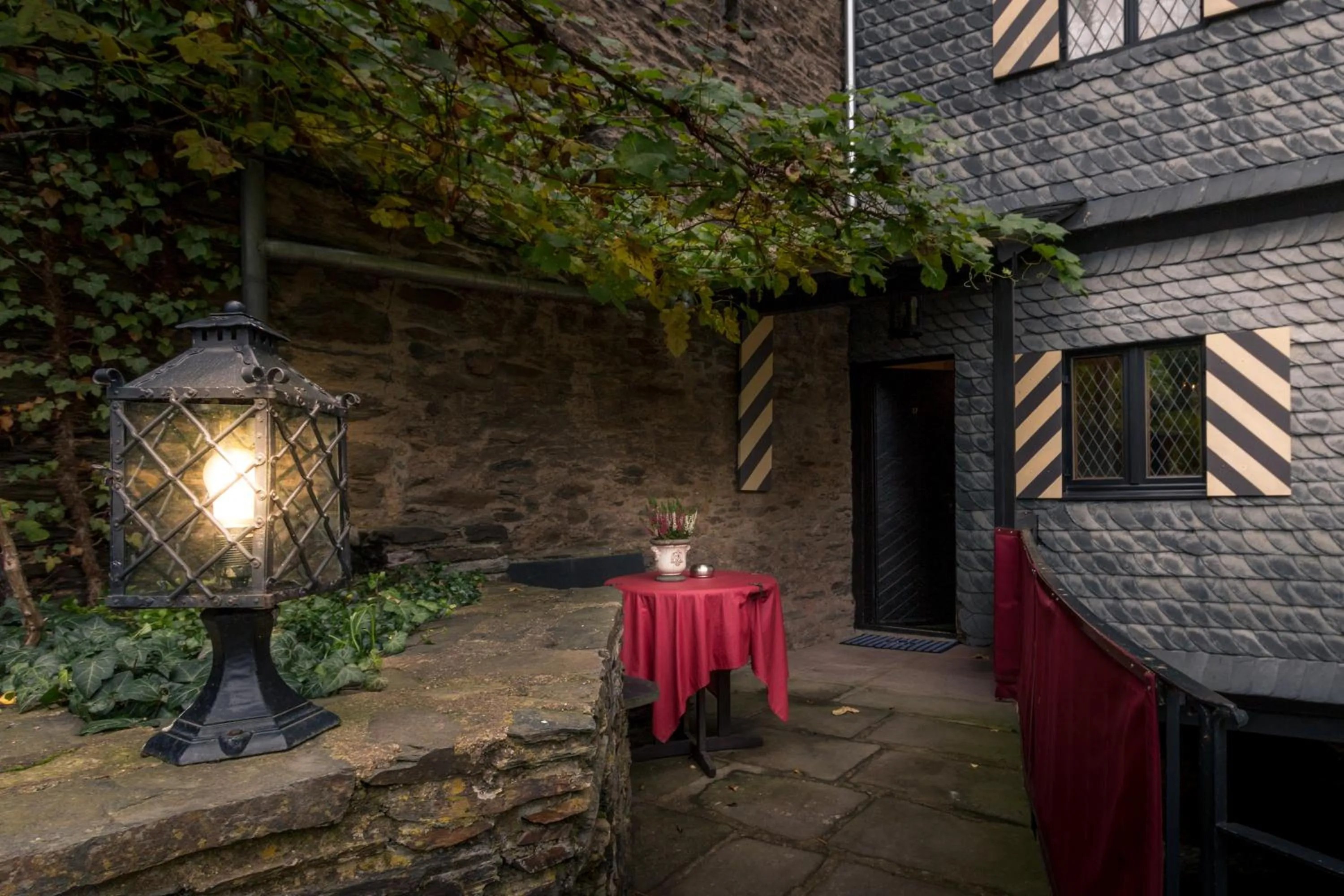 Balcony/Terrace in Burghotel auf Schönburg