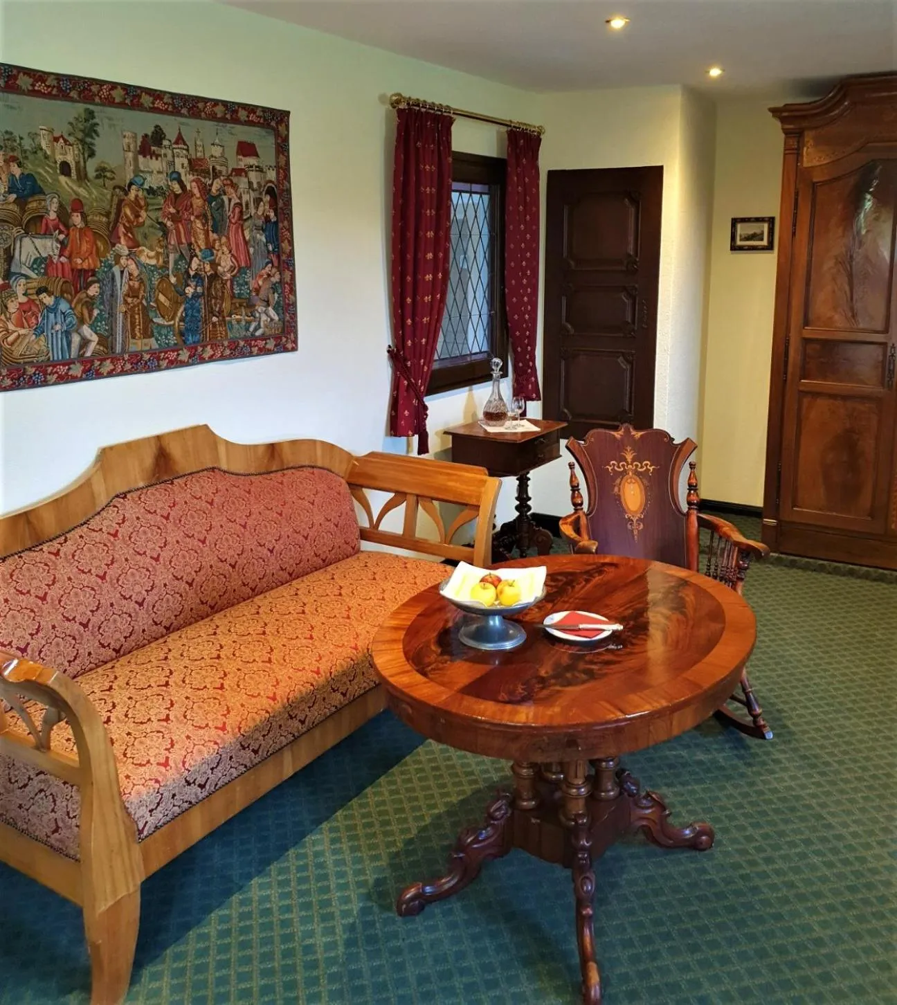 Seating area in Burghotel auf Schönburg
