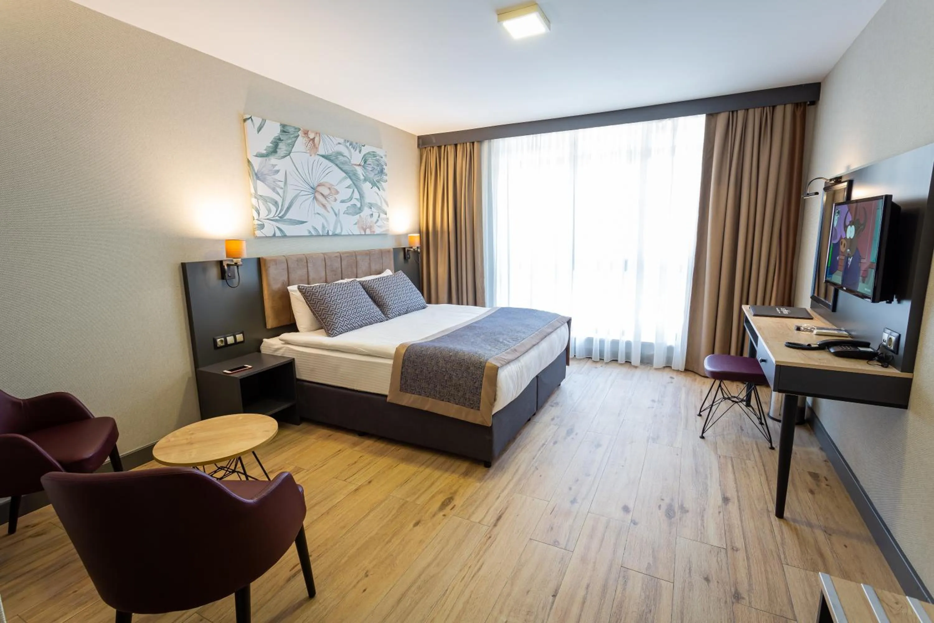 Photo of the whole room, Bed in Levor Hotel