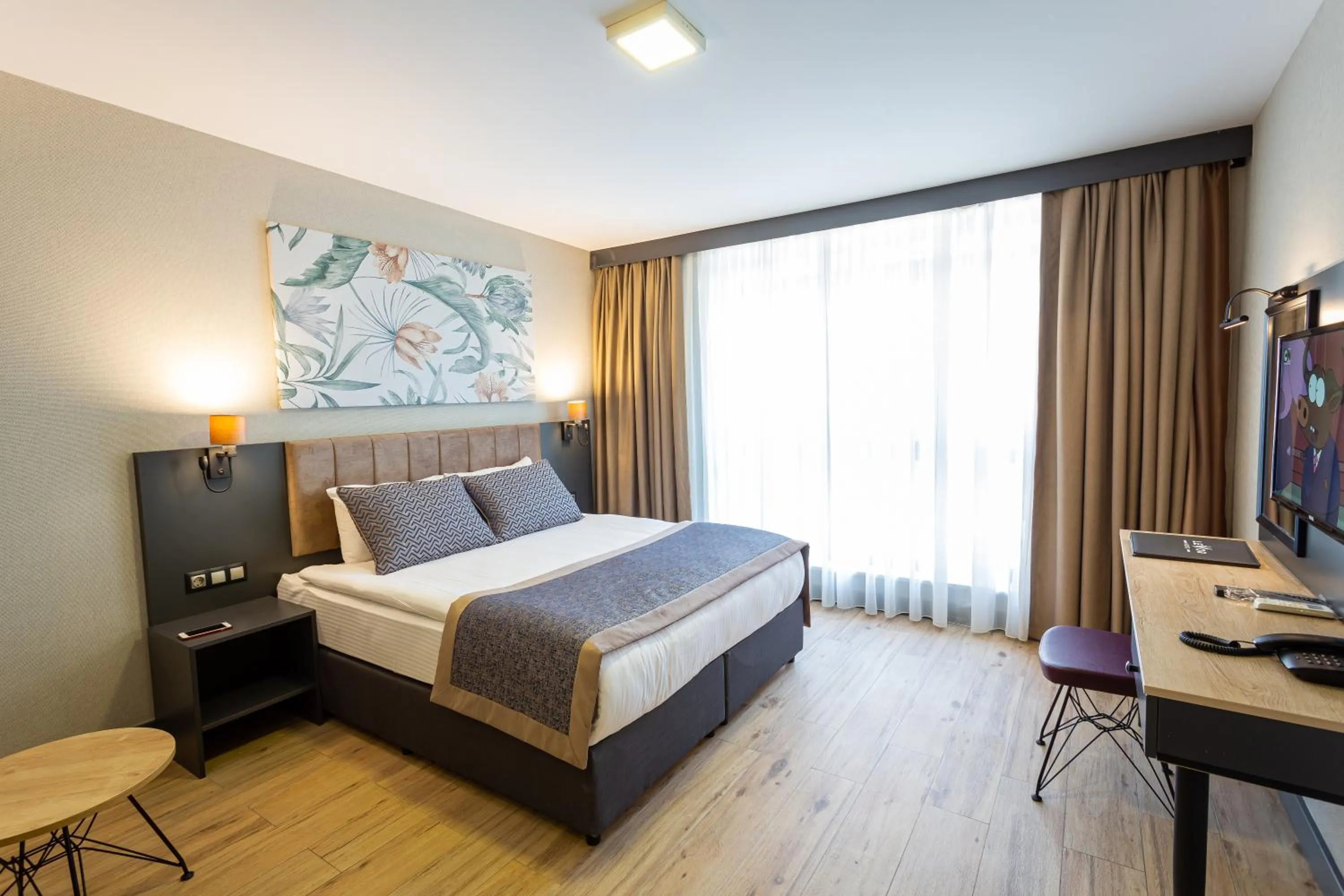 Photo of the whole room, Bed in Levor Hotel