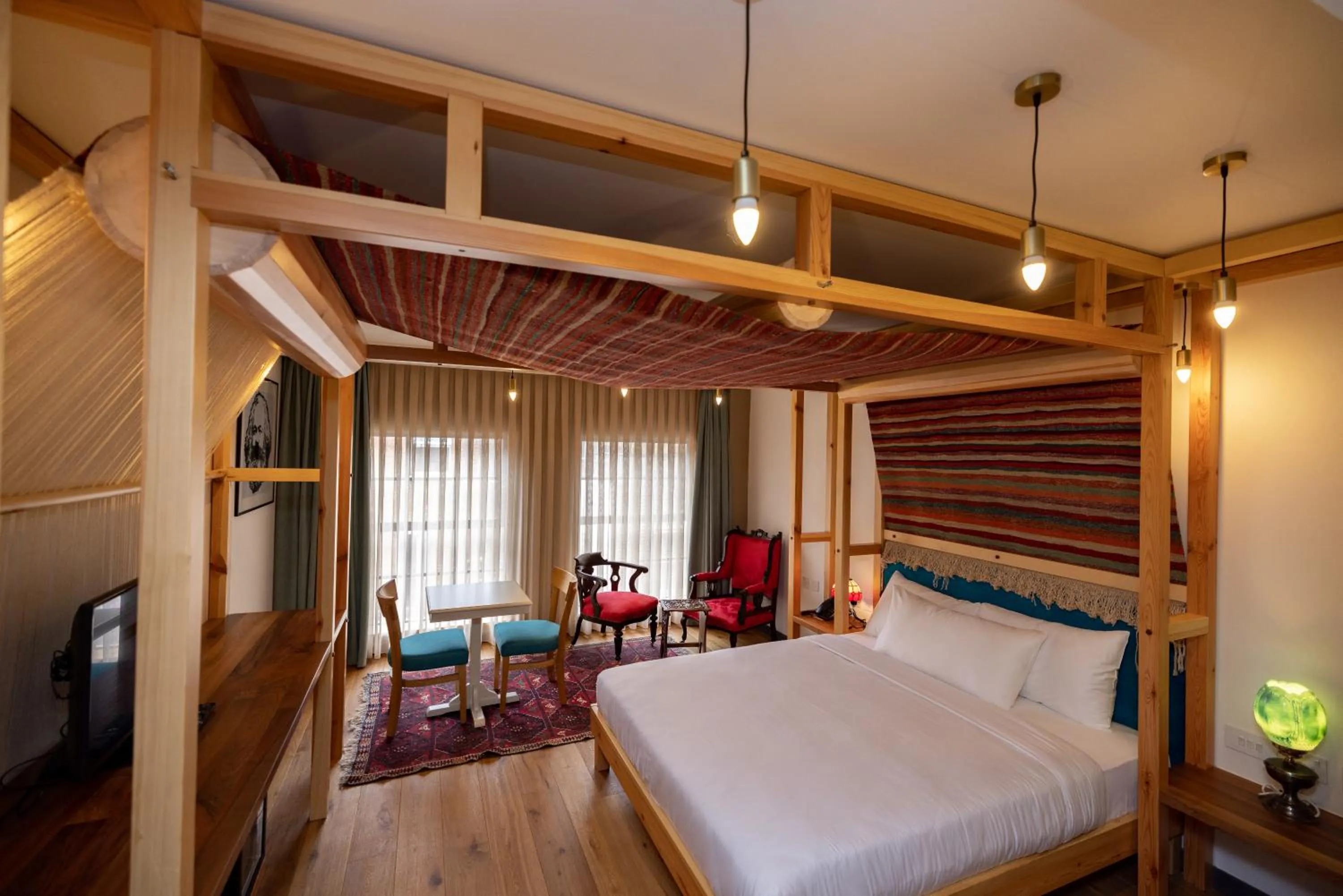 Bed in Limehouse Library Hotel