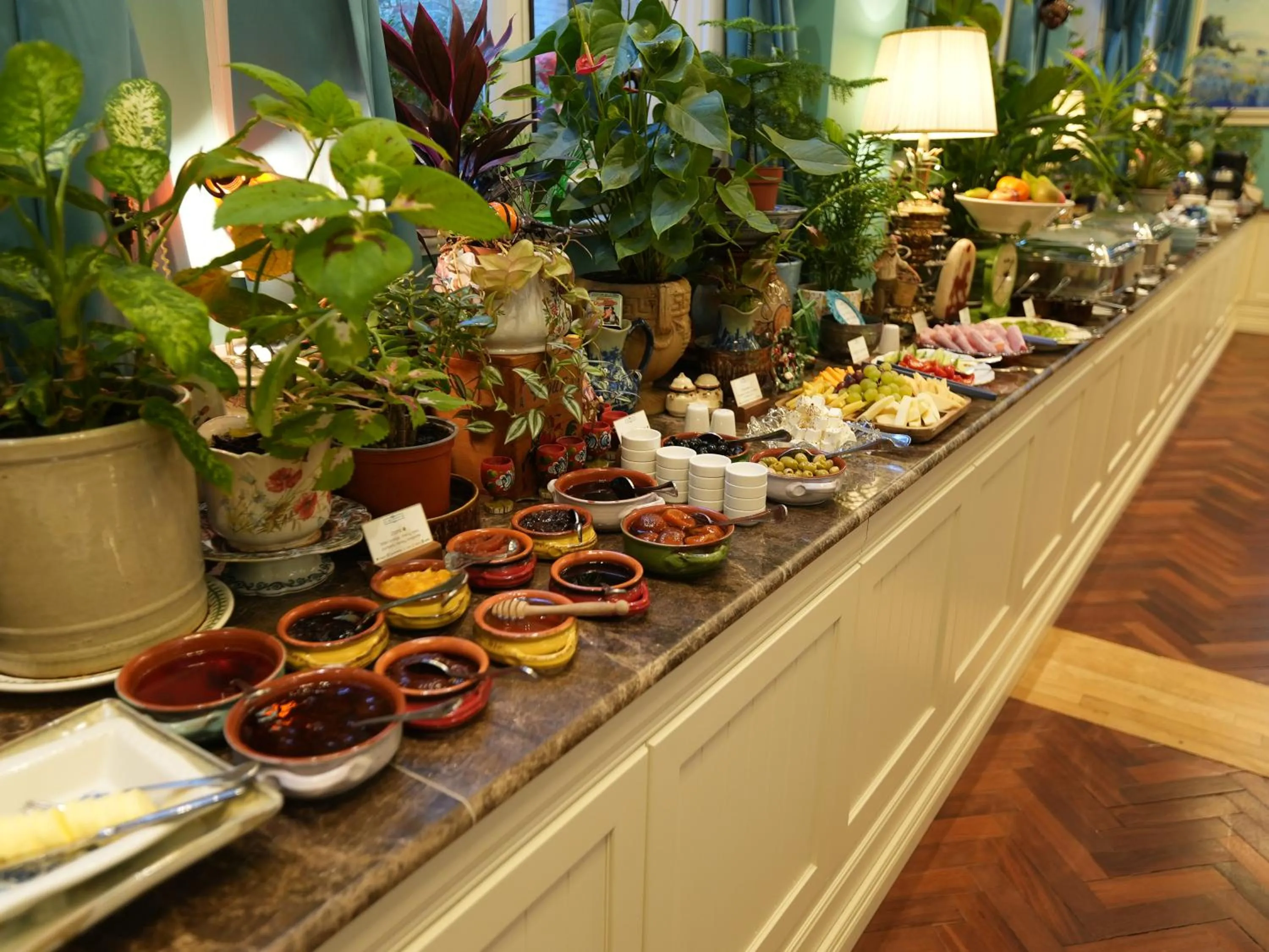 Breakfast in Limehouse Library Hotel