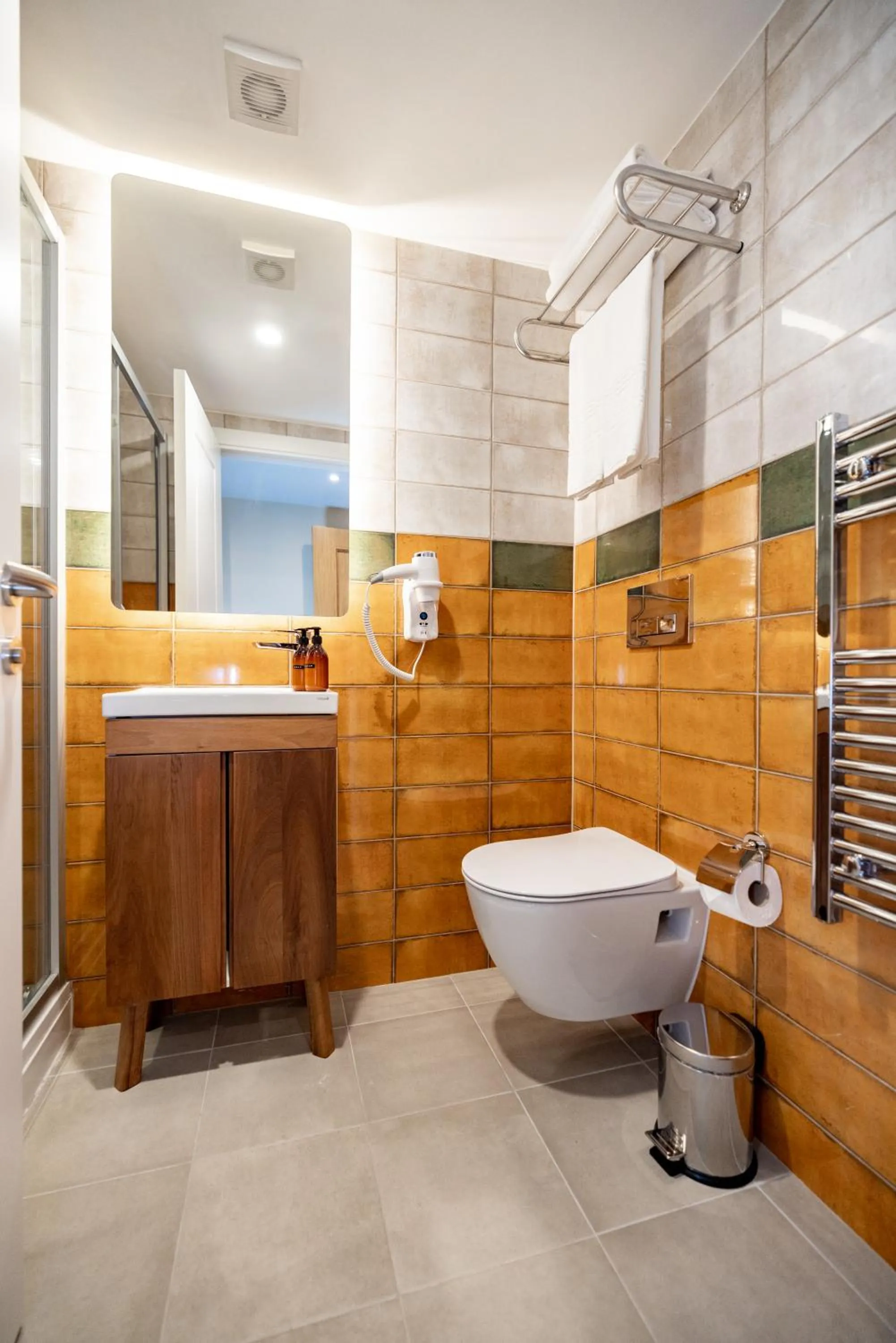 Limehouse Library Hotel