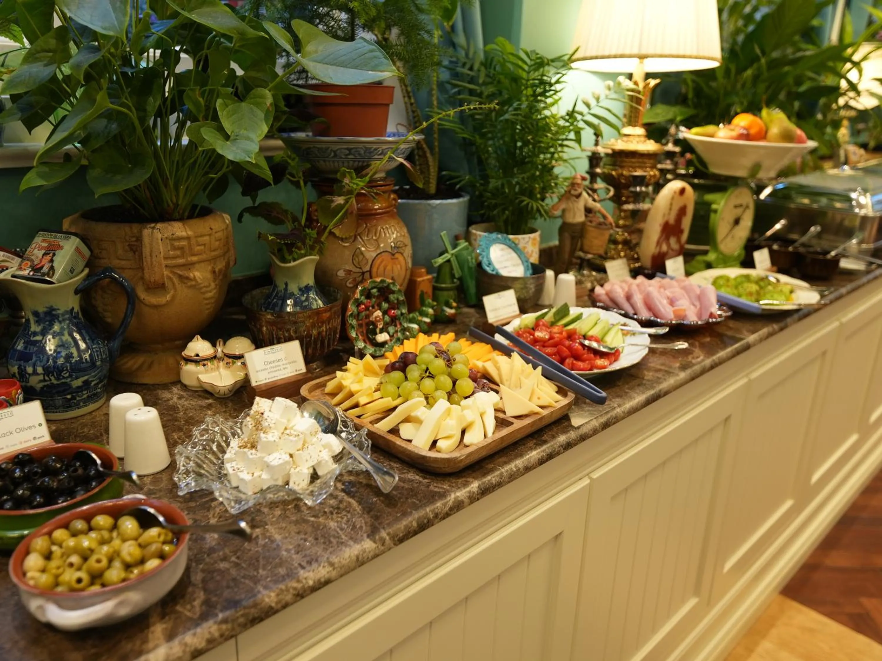 Breakfast in Limehouse Library Hotel