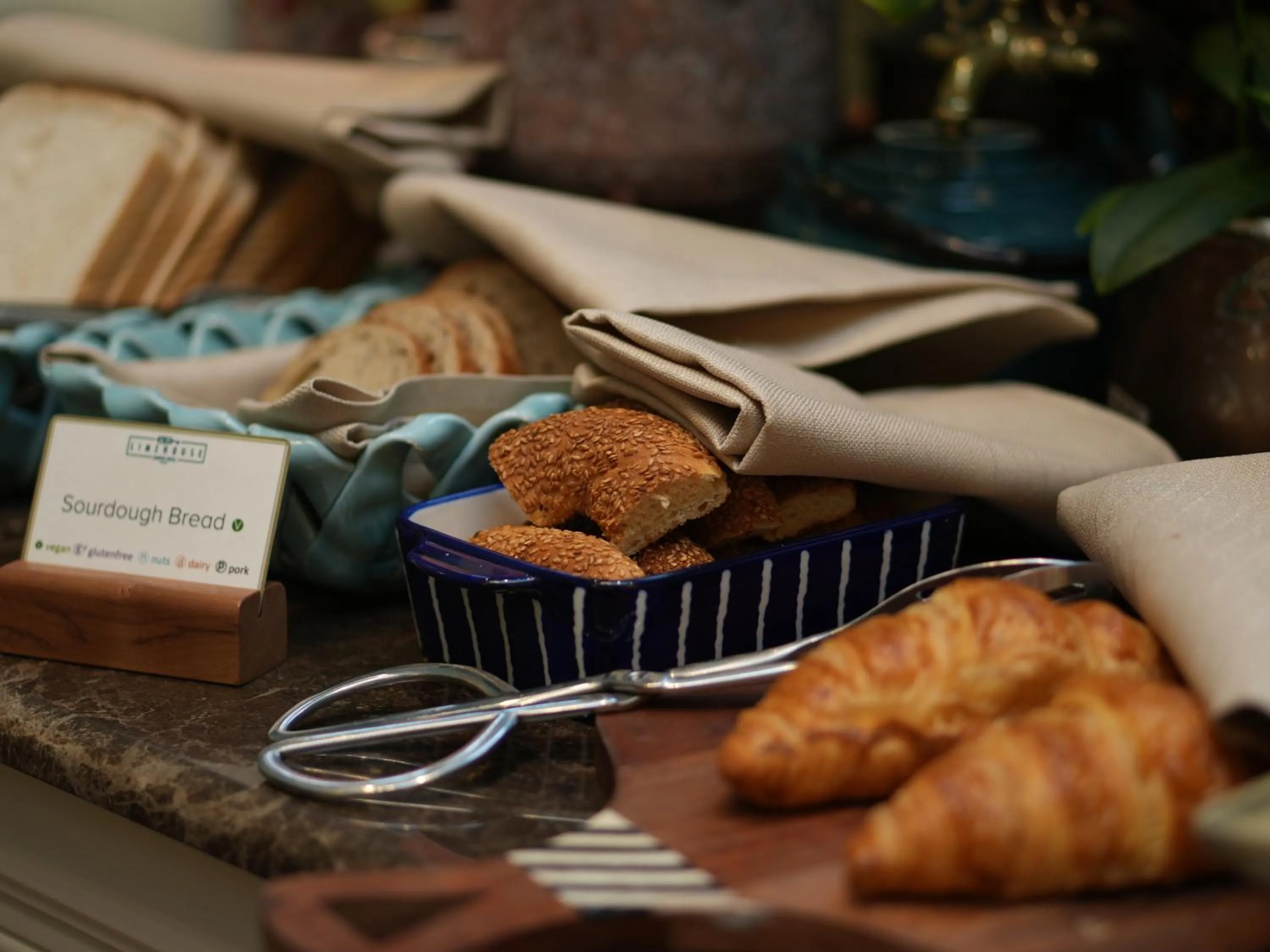 Breakfast in Limehouse Library Hotel