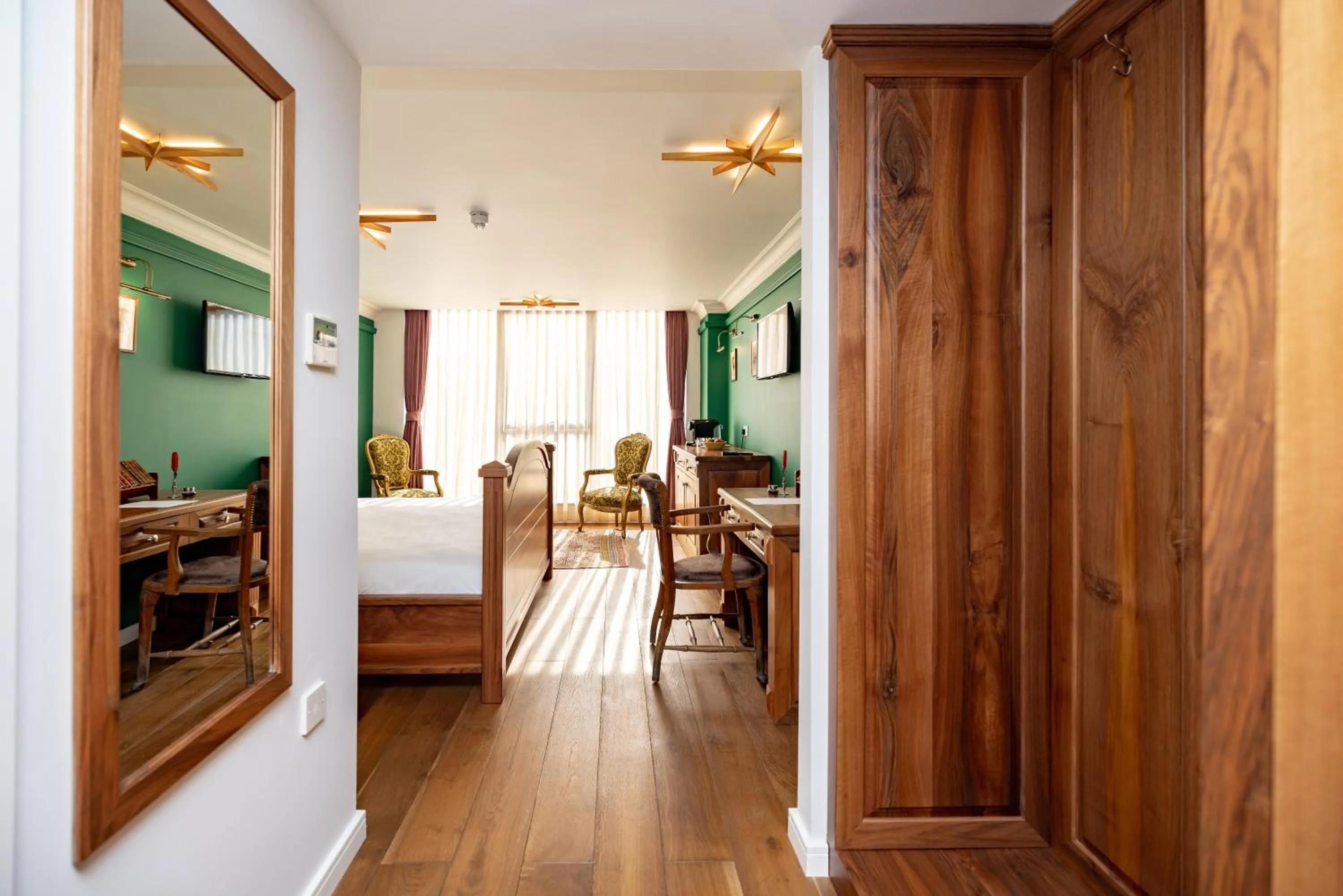 Limehouse Library Hotel