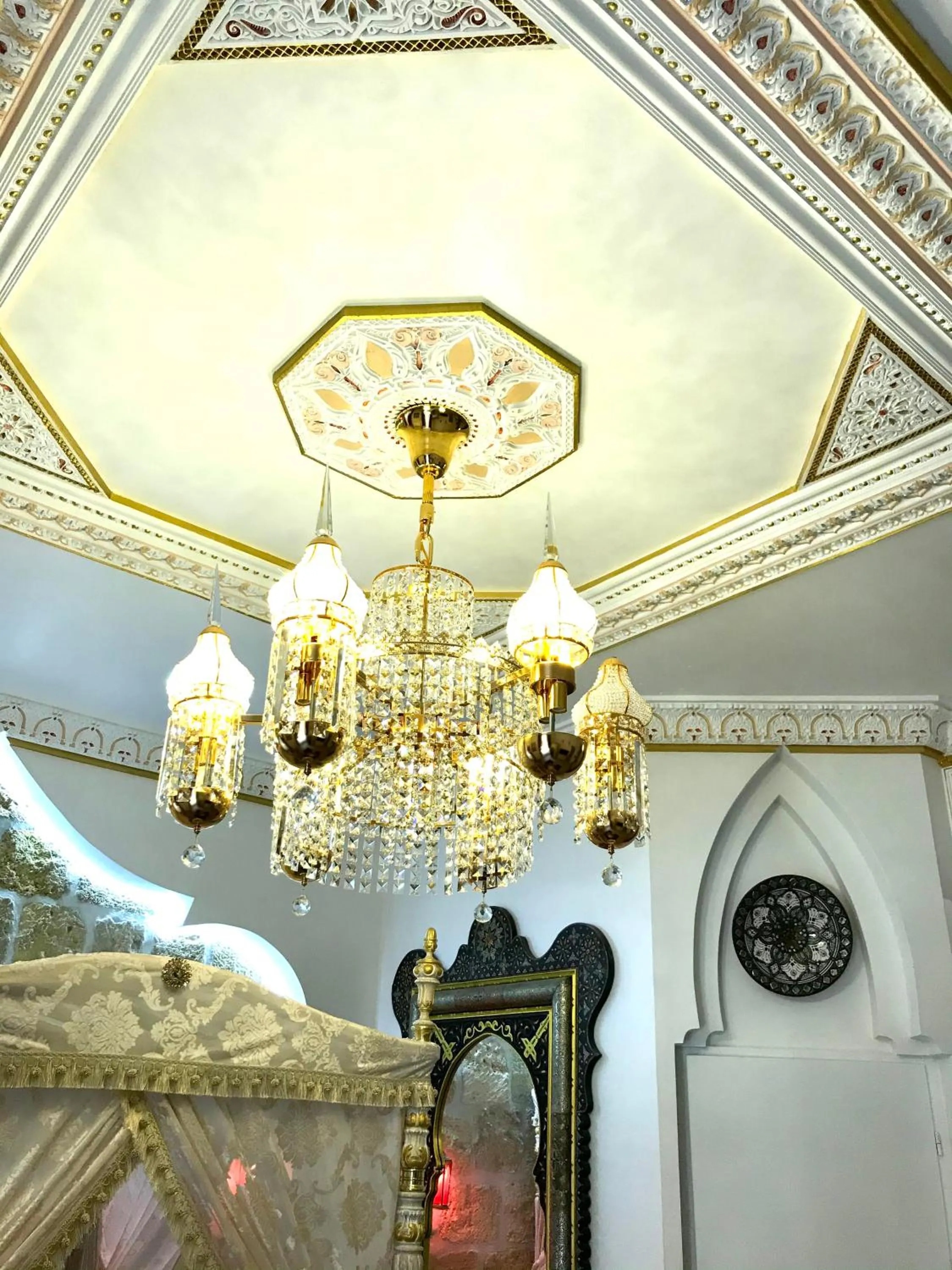 Property building in Suite Orientale Maison de L'église du Couvent