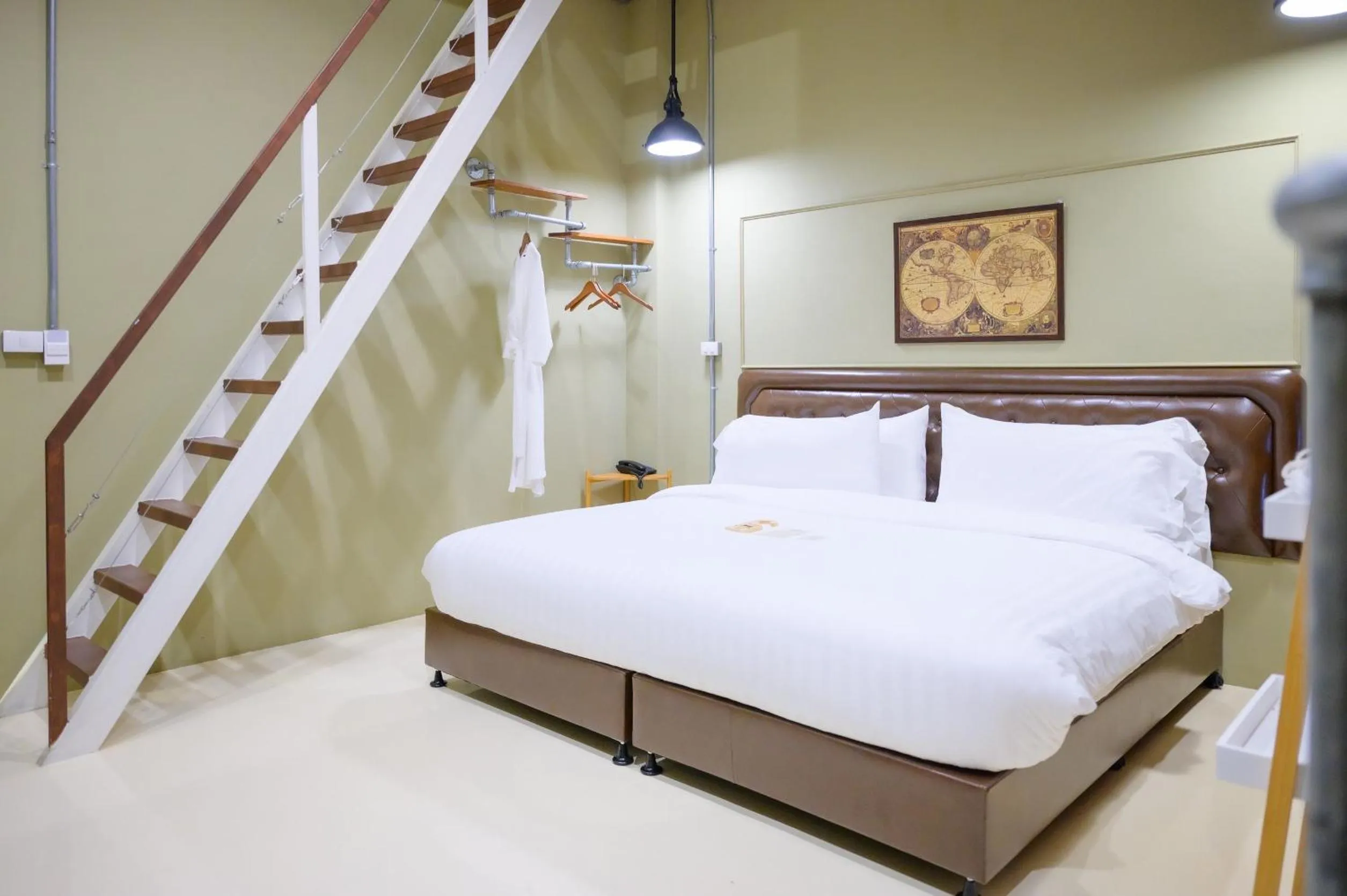 Bed in Dream Factory Hotel