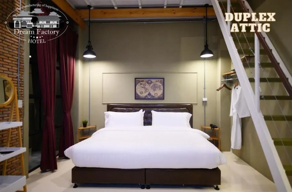 Bed in Dream Factory Hotel