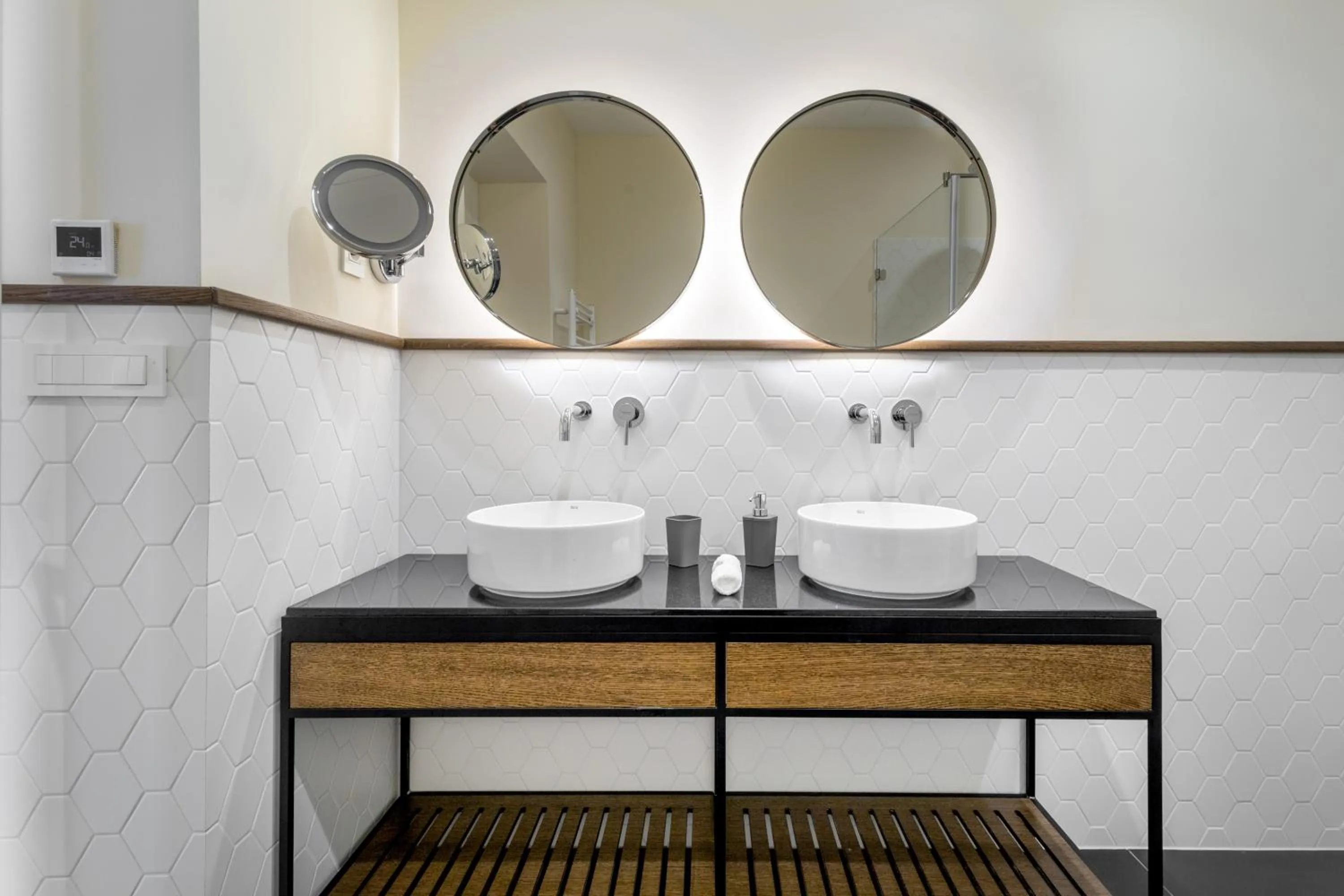 Bathroom in Budapest Eye- Boutique Suites, by BQA