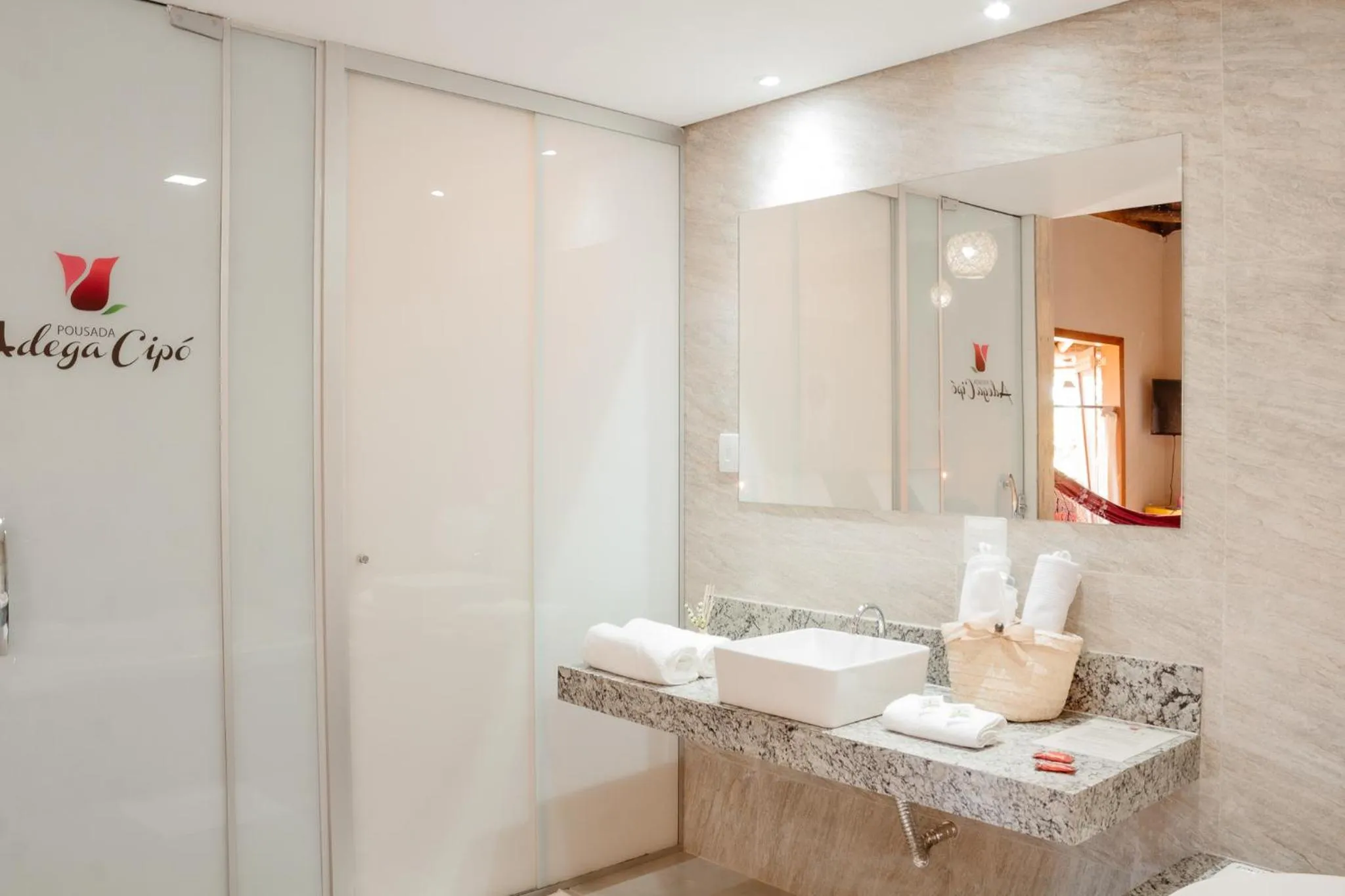 Bathroom in Pousada Adega Cipo