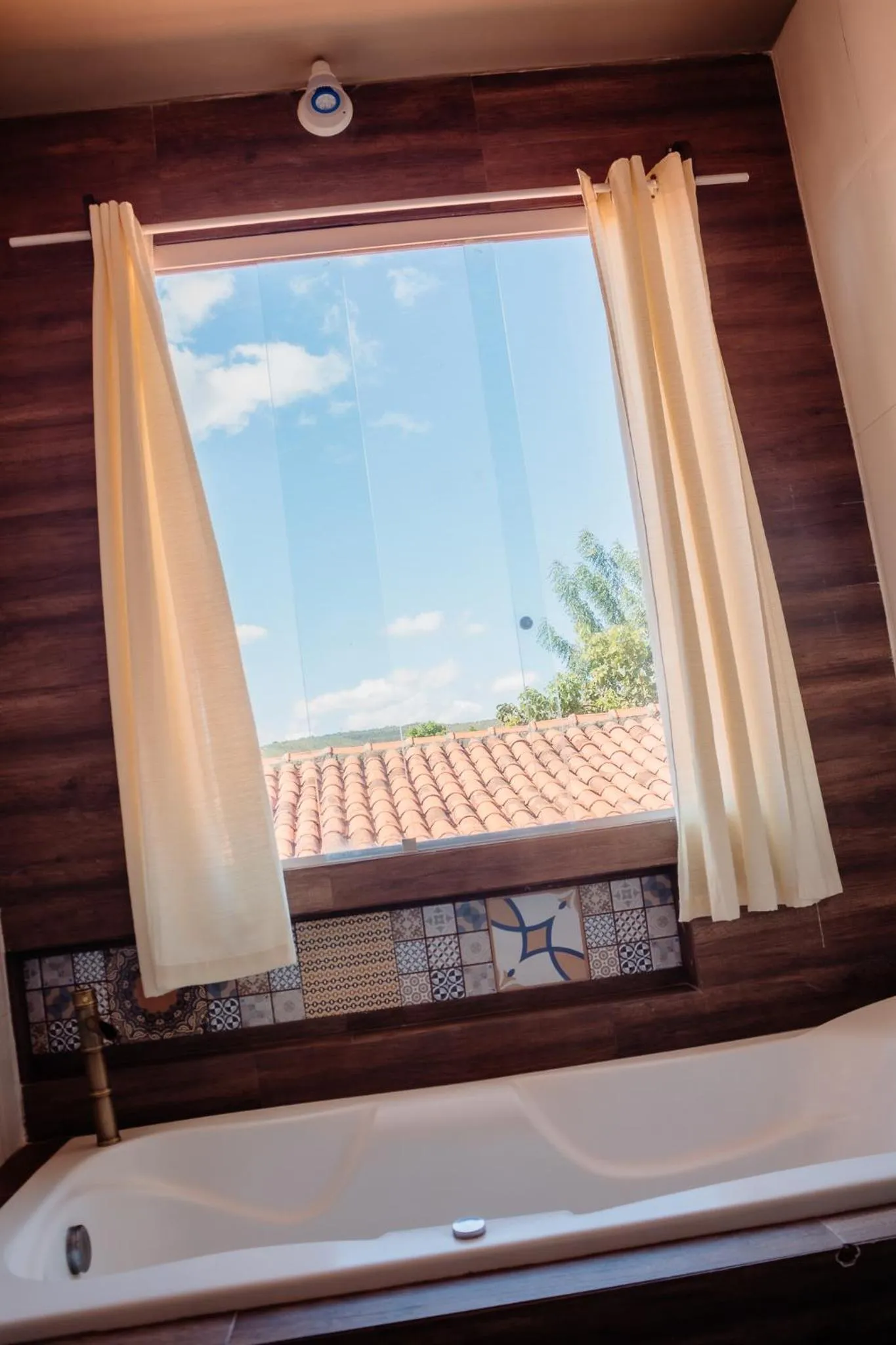 Hot Tub in Pousada Adega Cipo